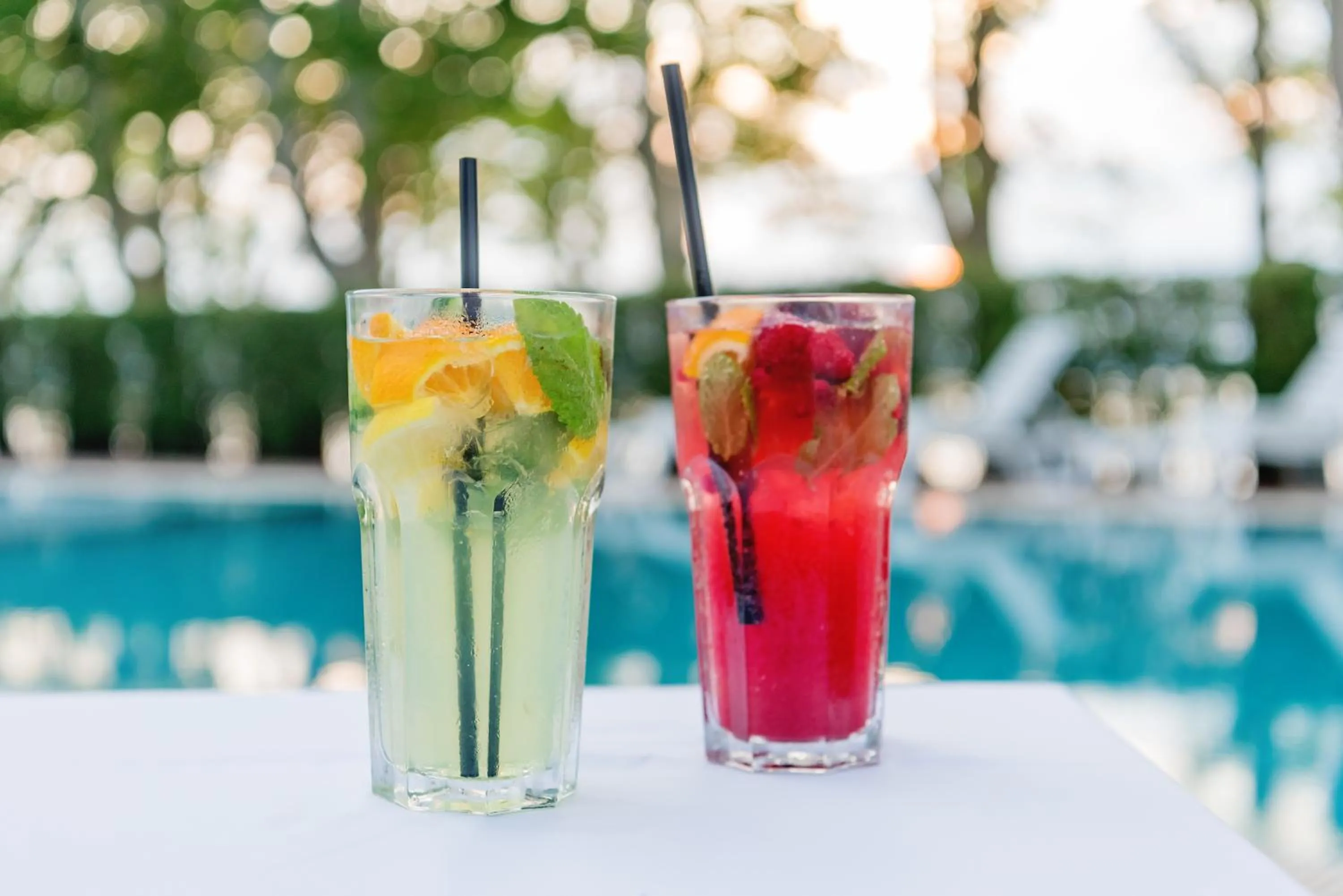 Swimming pool in Hotel Anna Villa