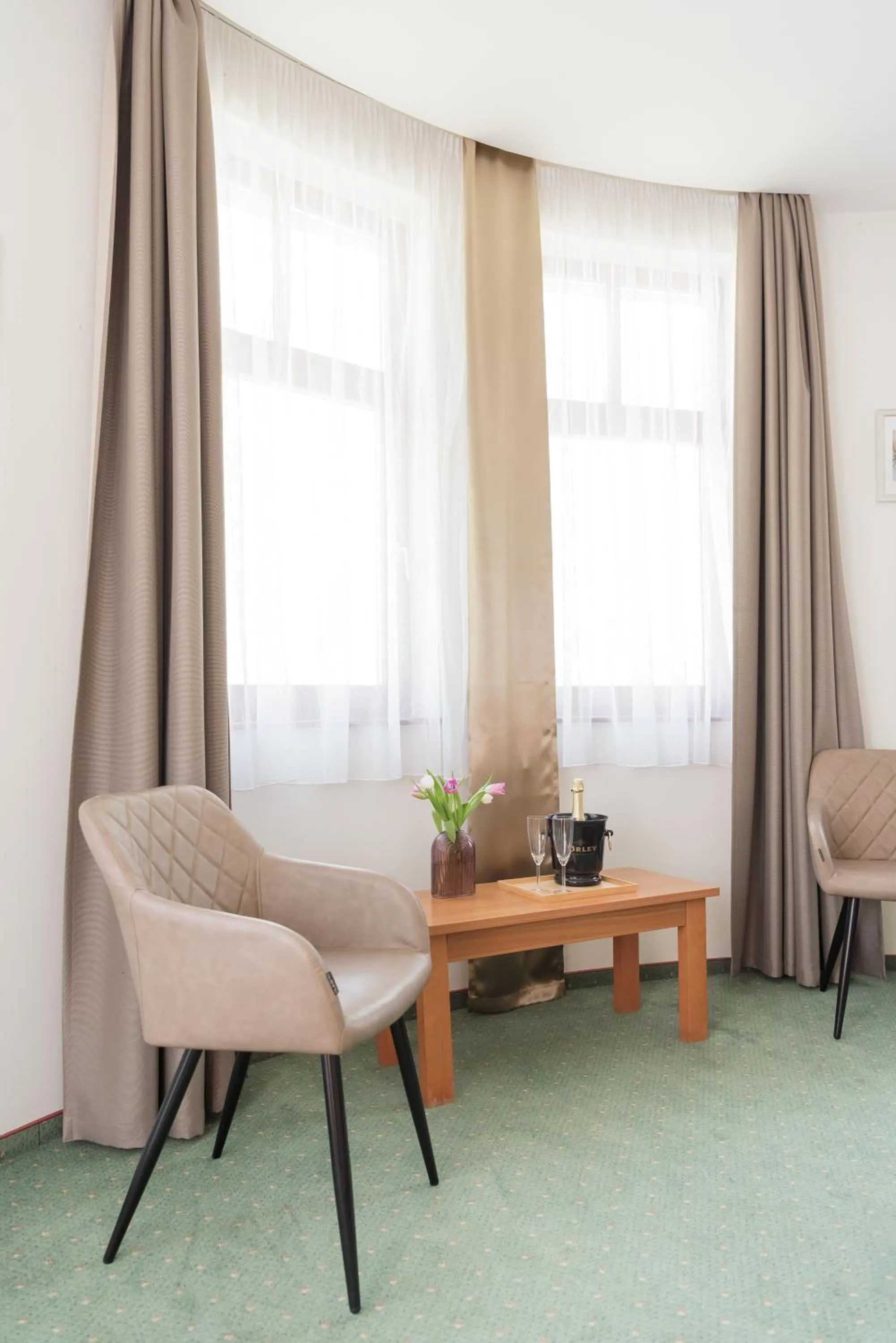 Bedroom in Hotel Anna Villa