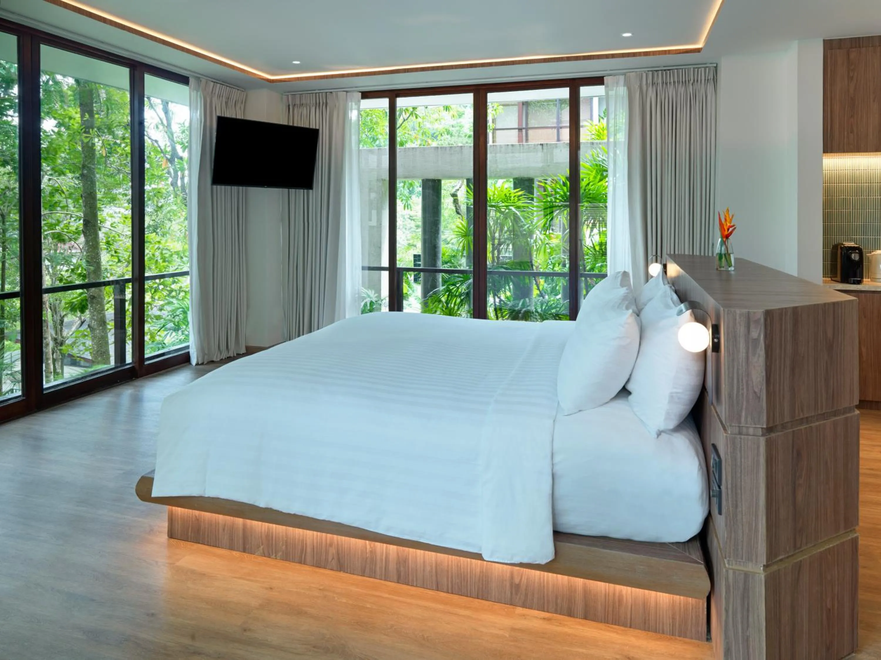 Bed in Villa Zolitude Resort & Spa - SHA Extra Plus
