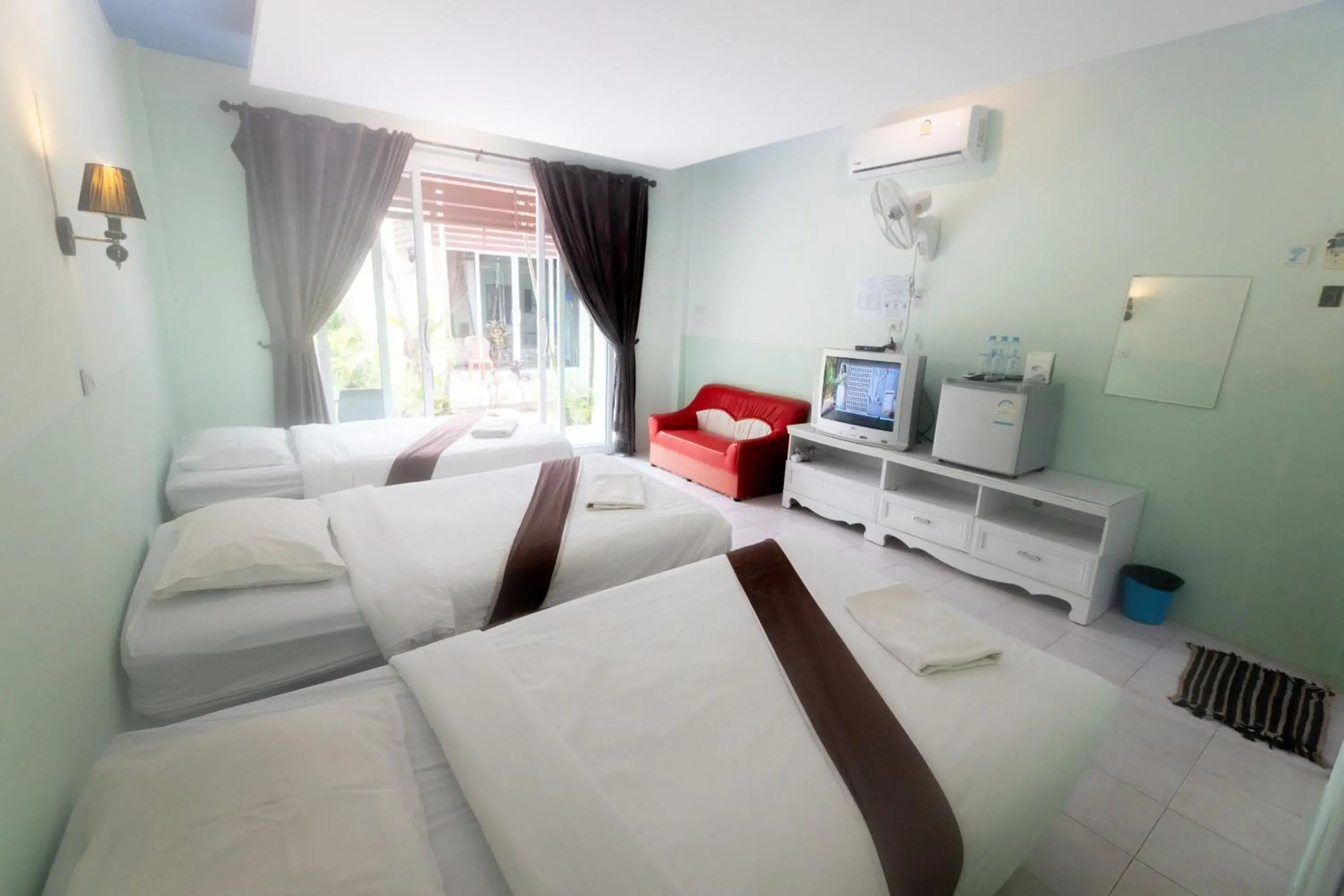 Triple Room with Garden View in Best House Resort Triple Room with Garden View in Best House Resort