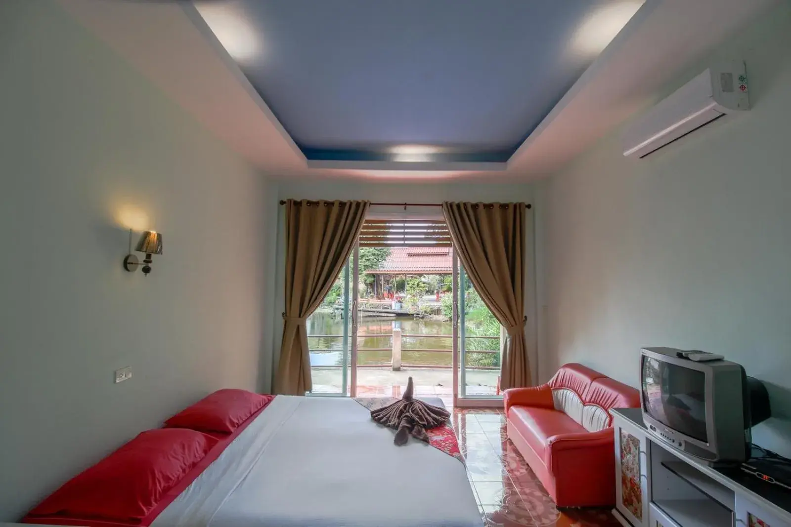 Double Room with Balcony in Best House Resort Double Room with Balcony in Best House Resort