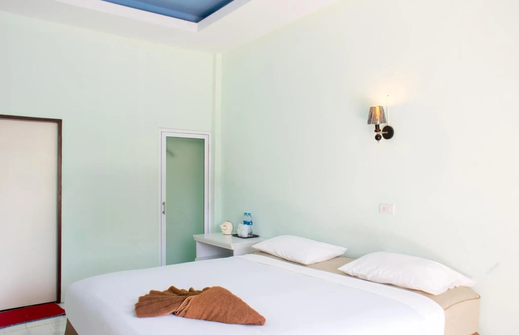 Photo of the whole room, Bed in Best House Resort