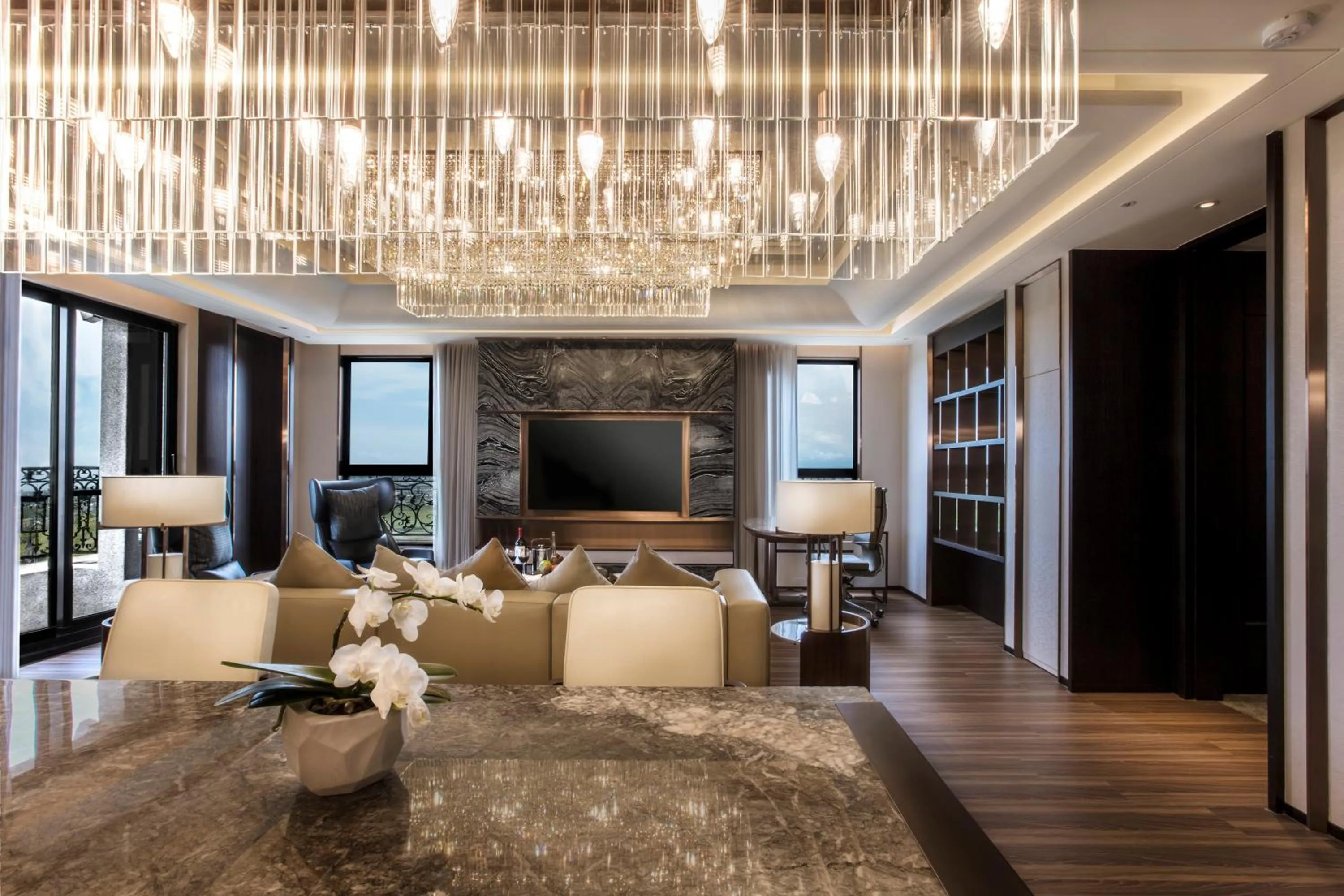 TV and multimedia in Hotel Valletta