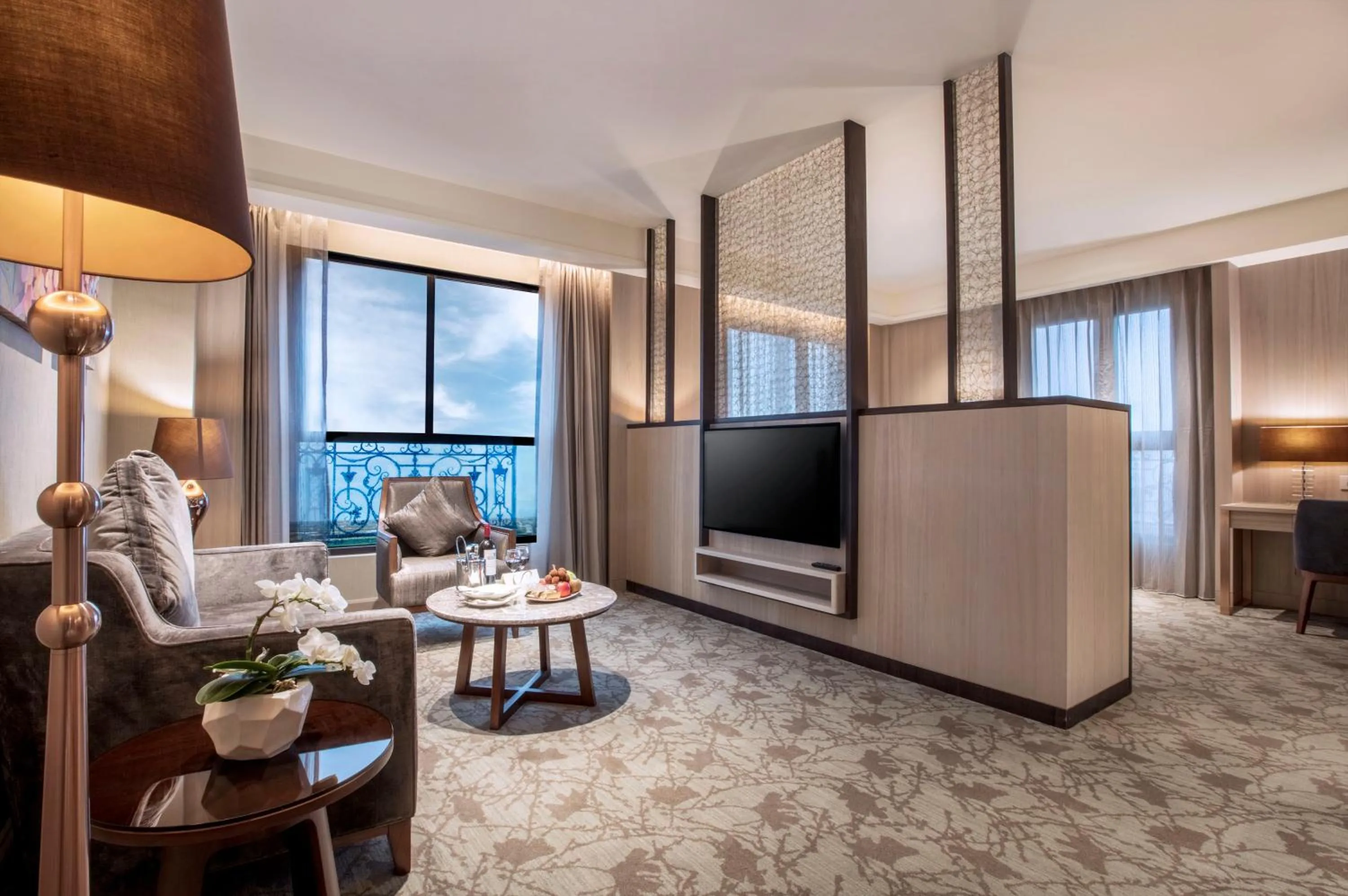 TV and multimedia in Hotel Valletta