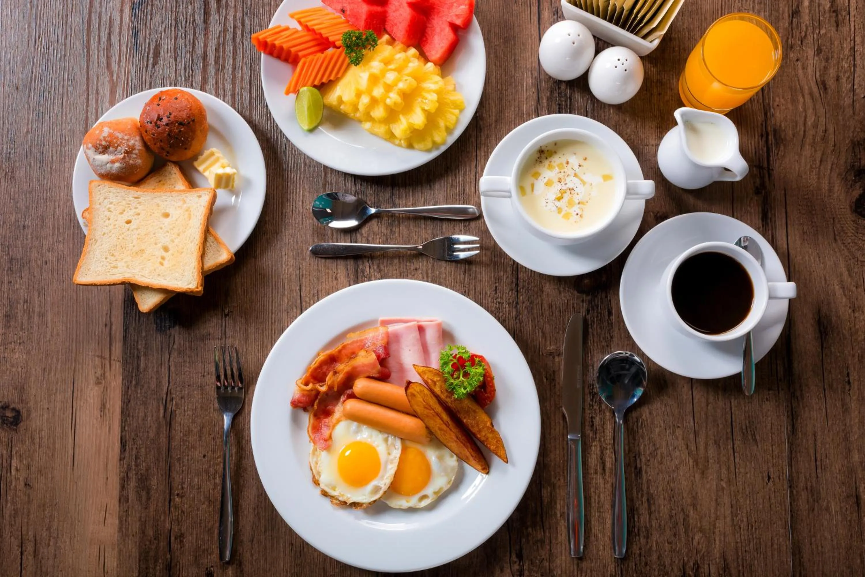 American breakfast in ibis Styles Bangkok Sukhumvit Phra Khanong