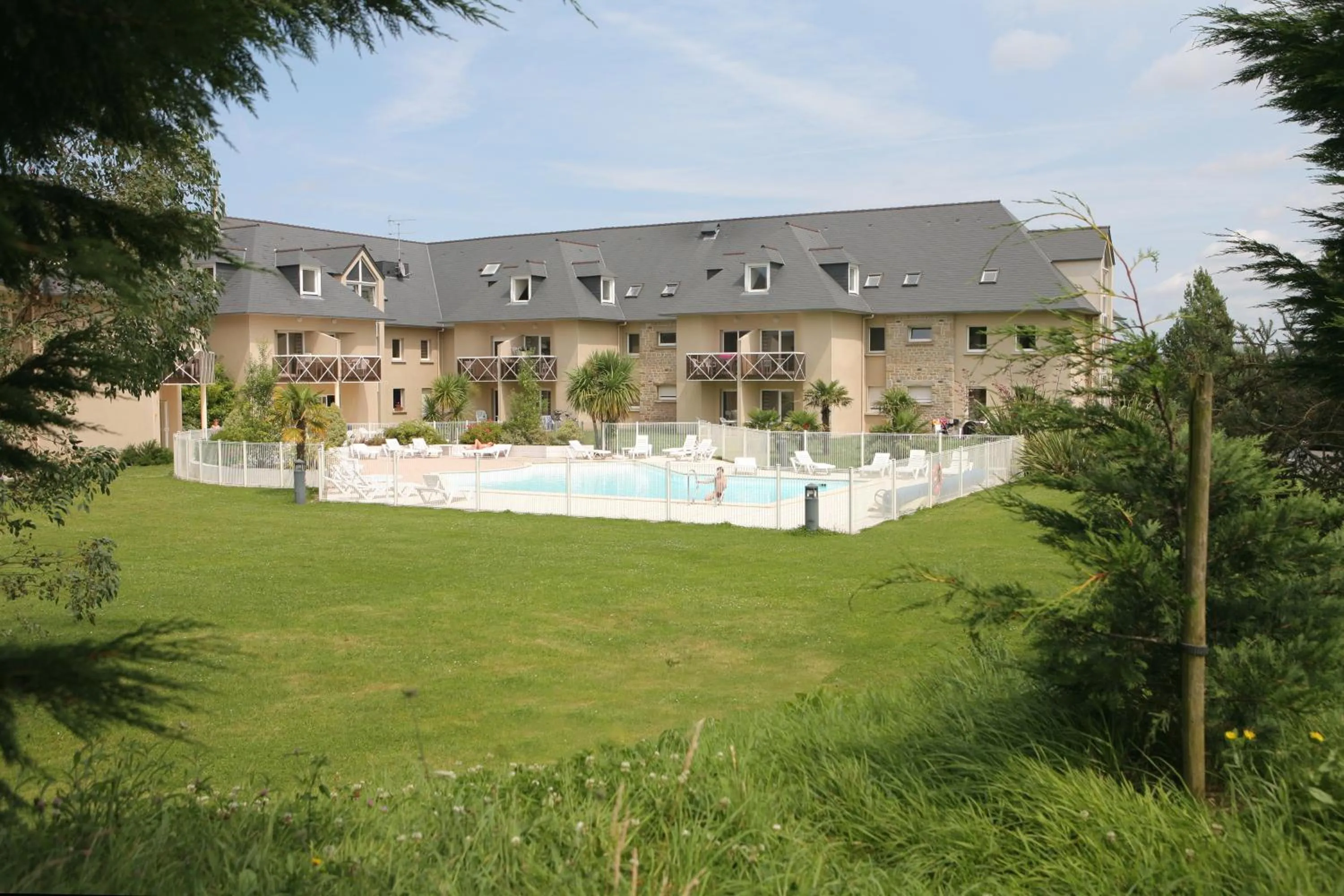 Facade/entrance in Résidence Goélia Kermaël
