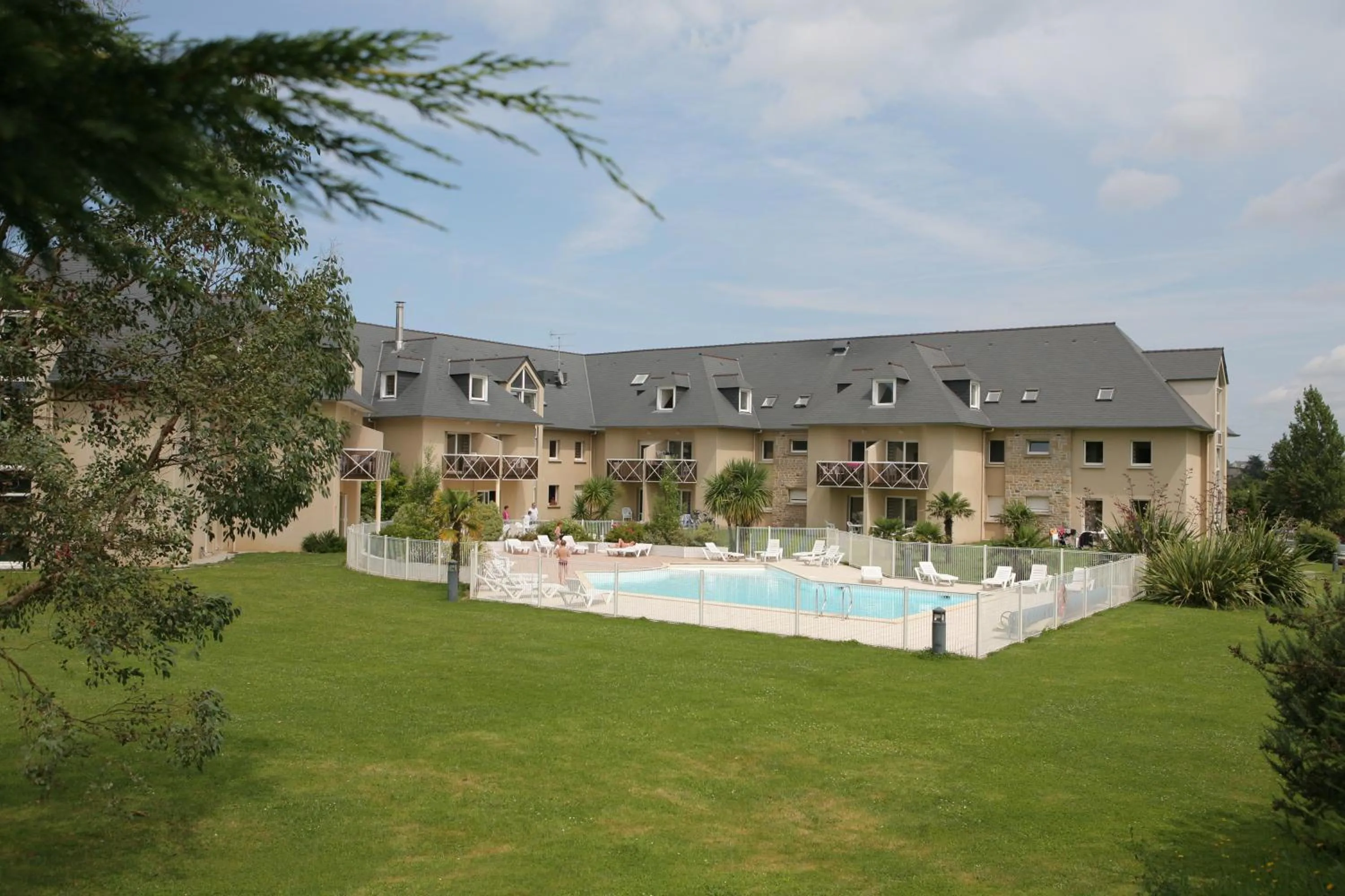 Facade/entrance in Résidence Goélia Kermaël