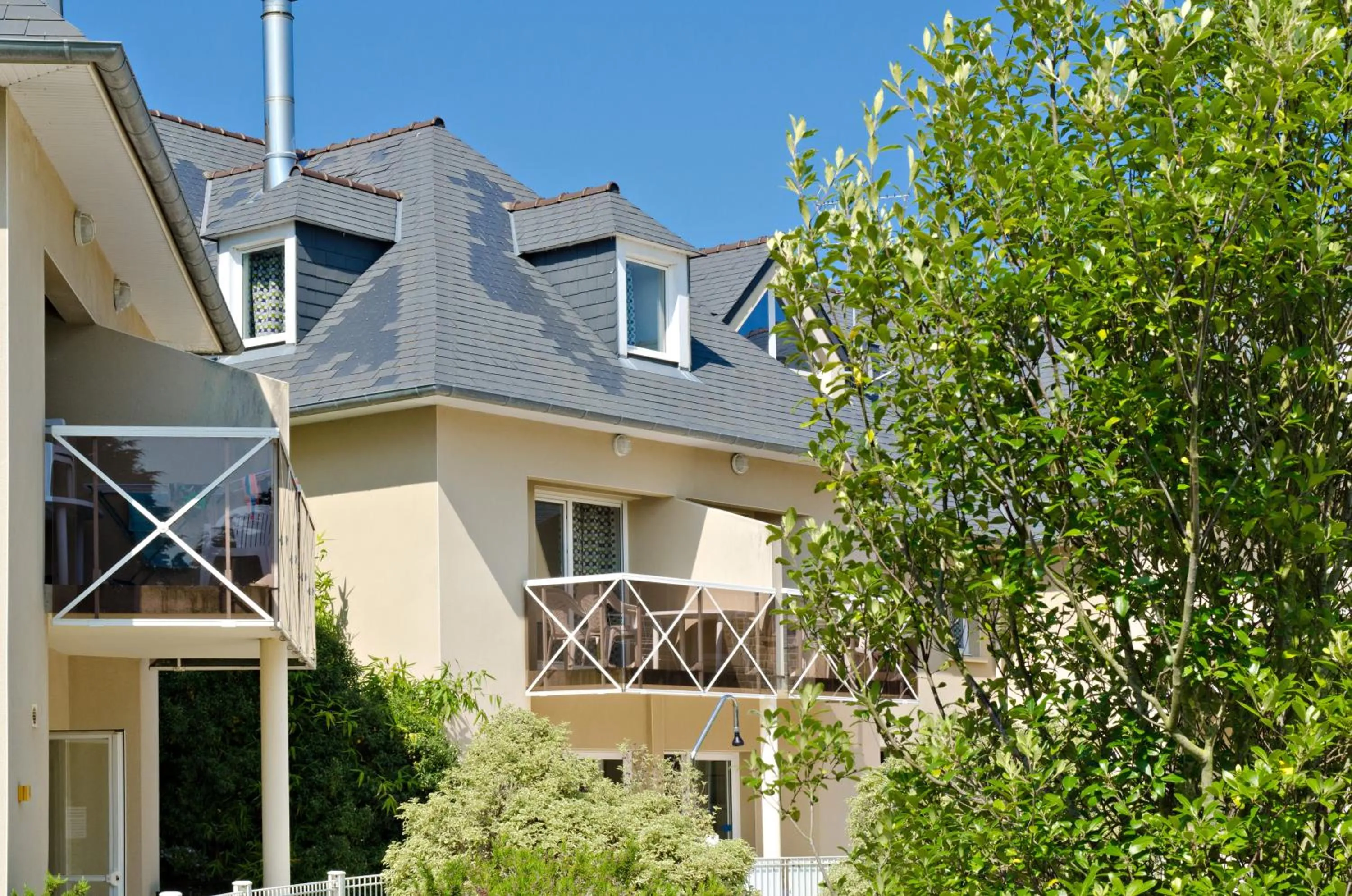 Facade/entrance in Résidence Goélia Kermaël