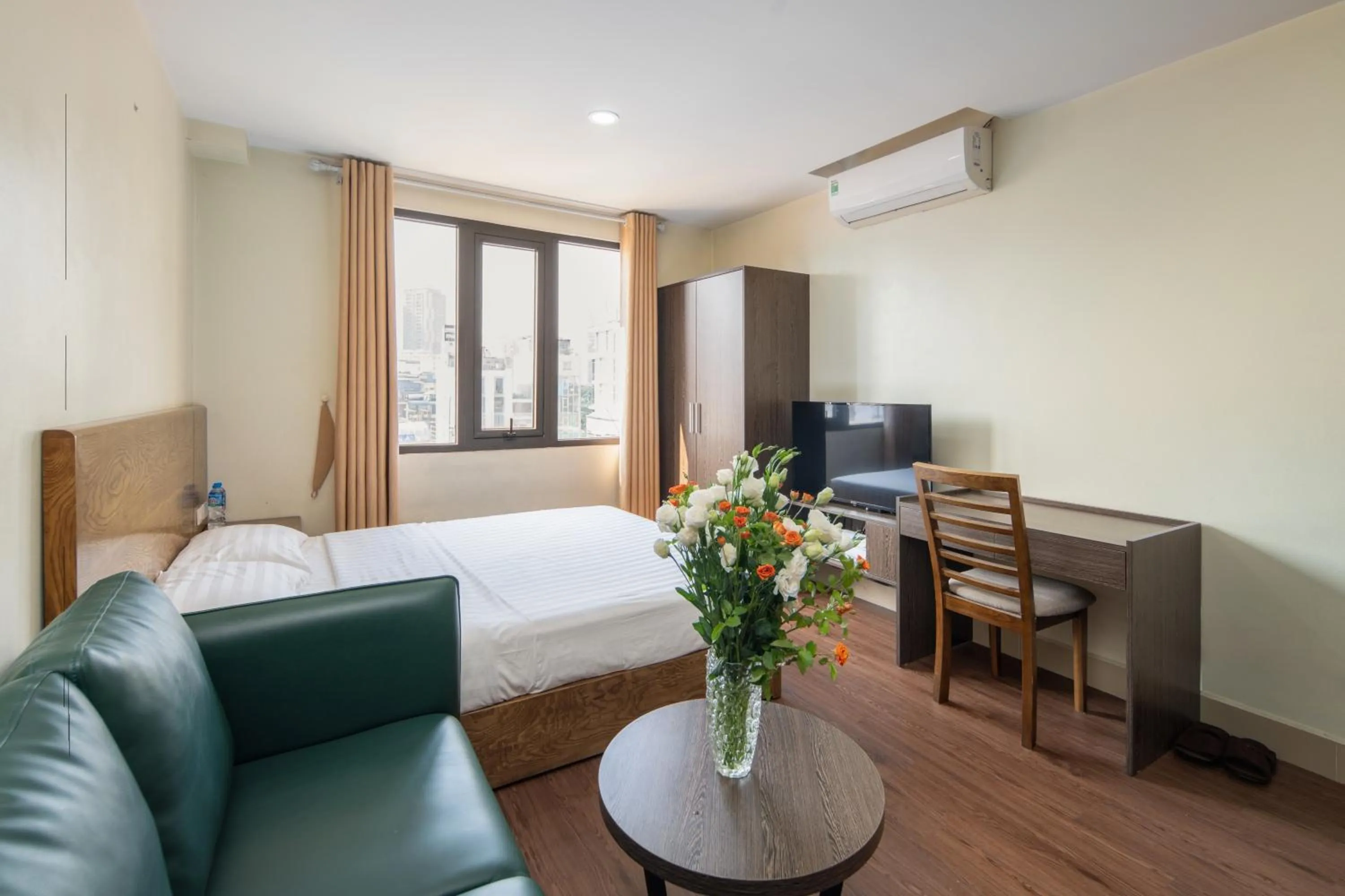 Bed in Granda Hanoi Hotel & Apartment