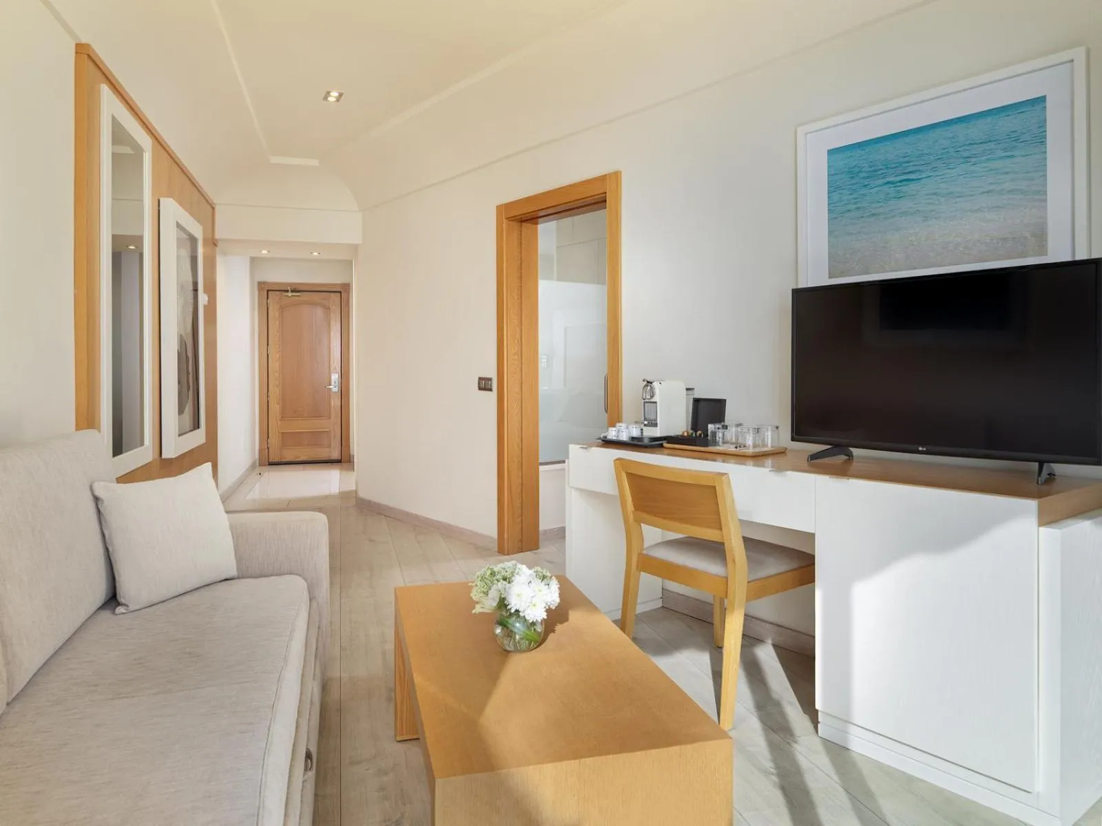 TV and multimedia in XQ El Palacete