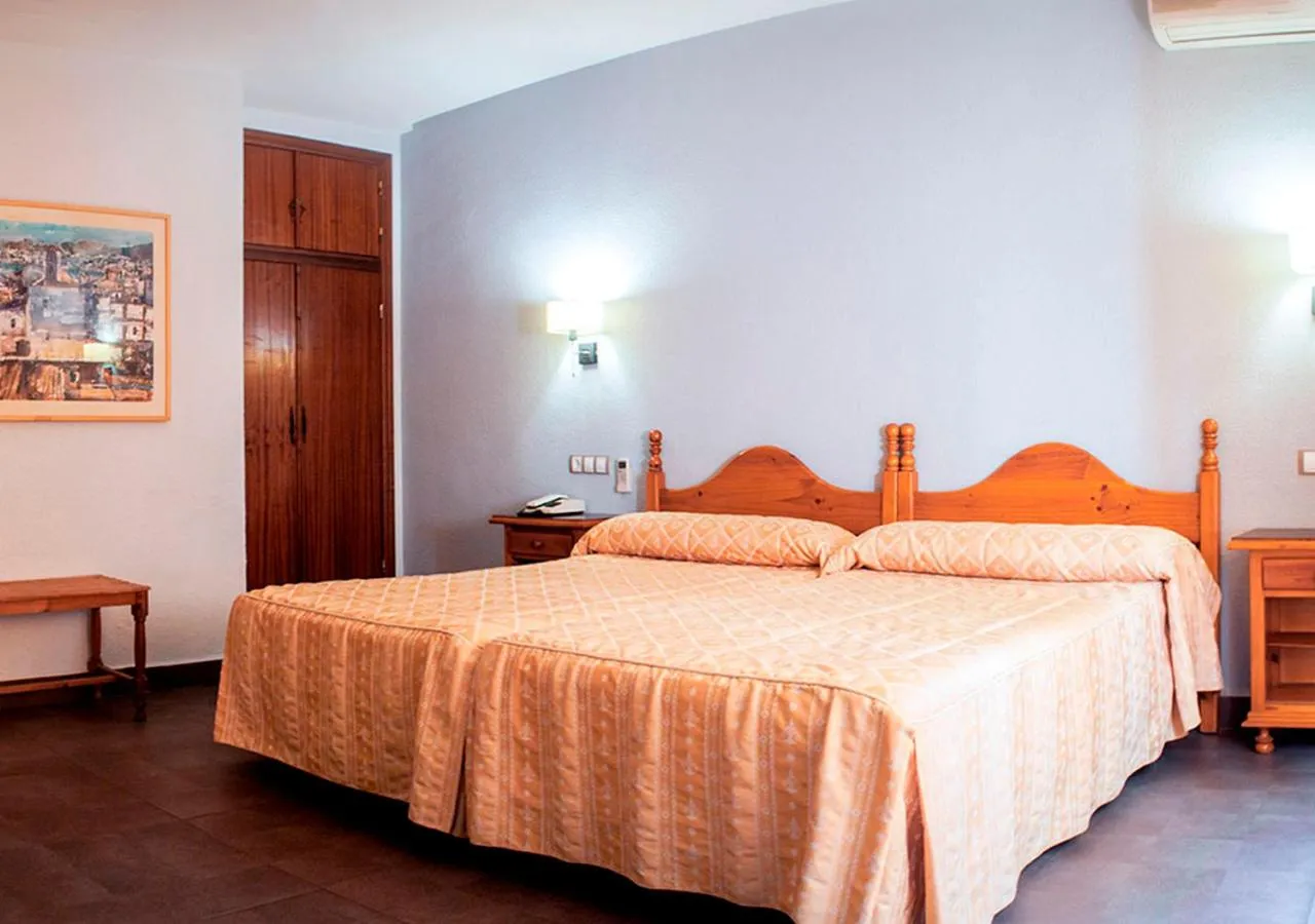 Bed in Hotel La Zambra