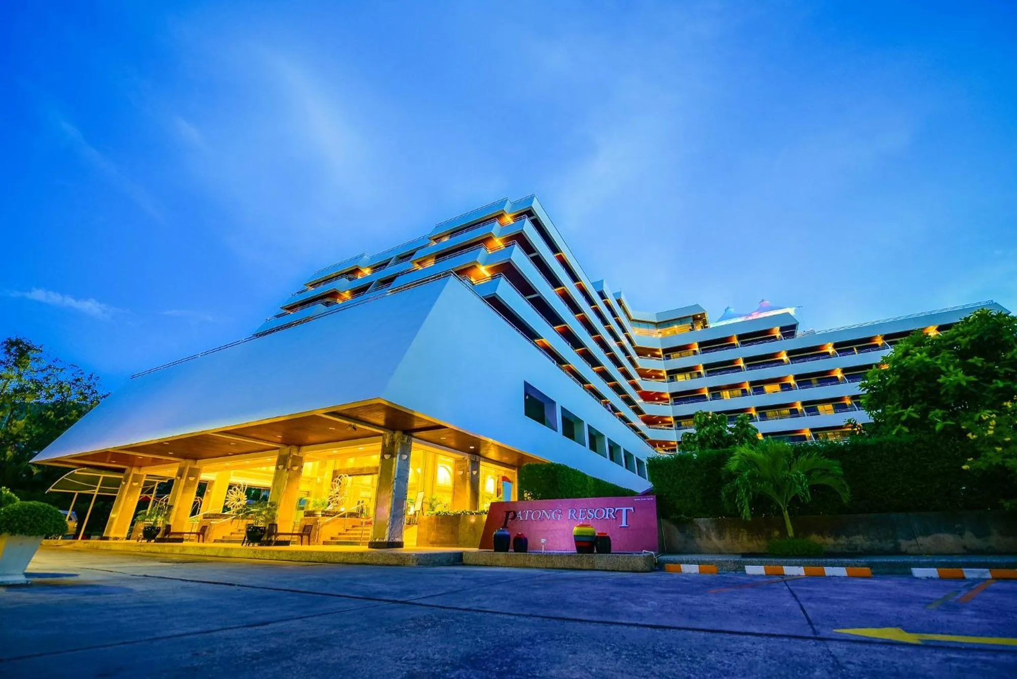 Property building in Patong Resort Hotel - SHA Extra Plus