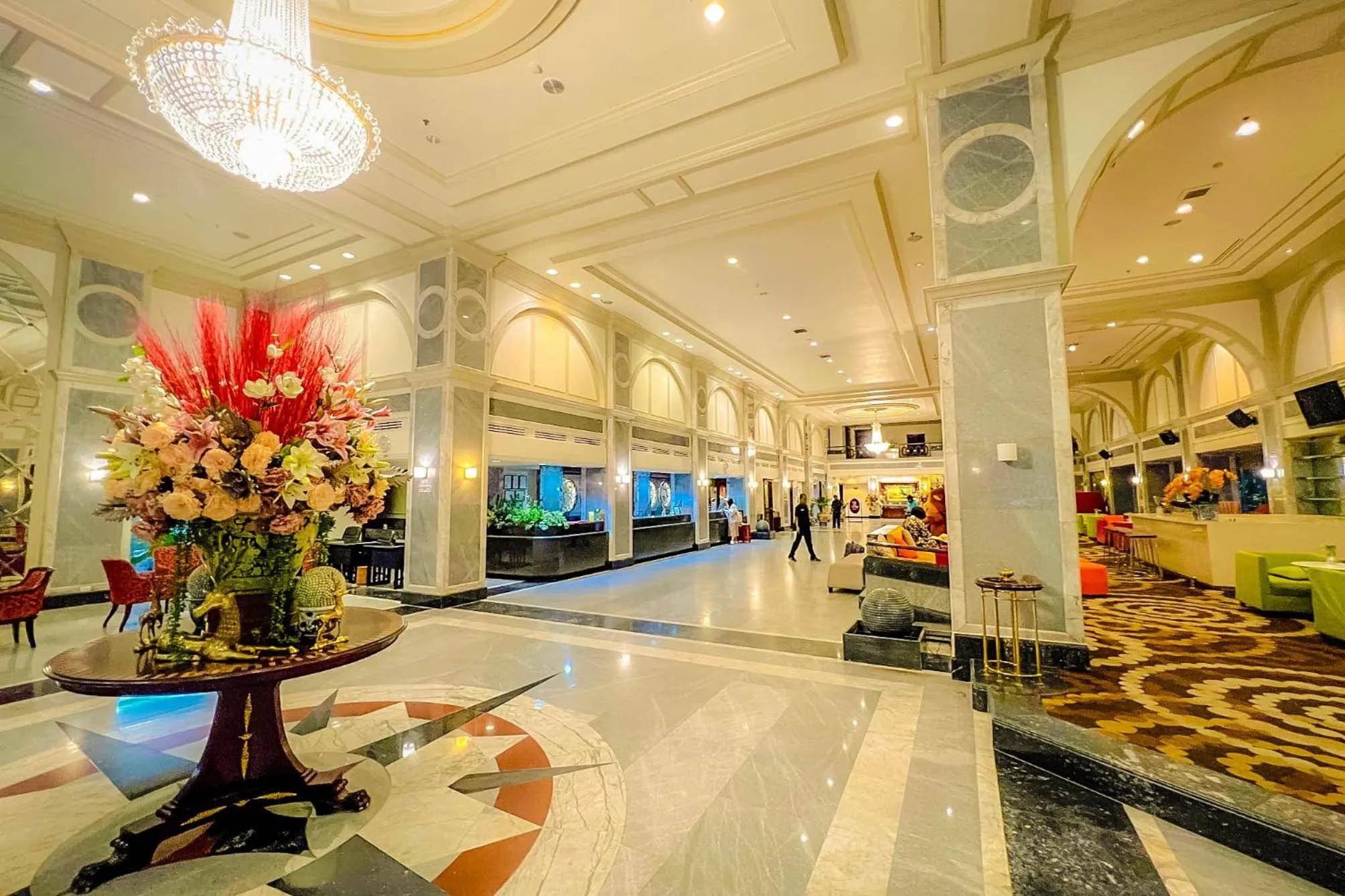 Lobby or reception in Patong Resort Hotel - SHA Extra Plus