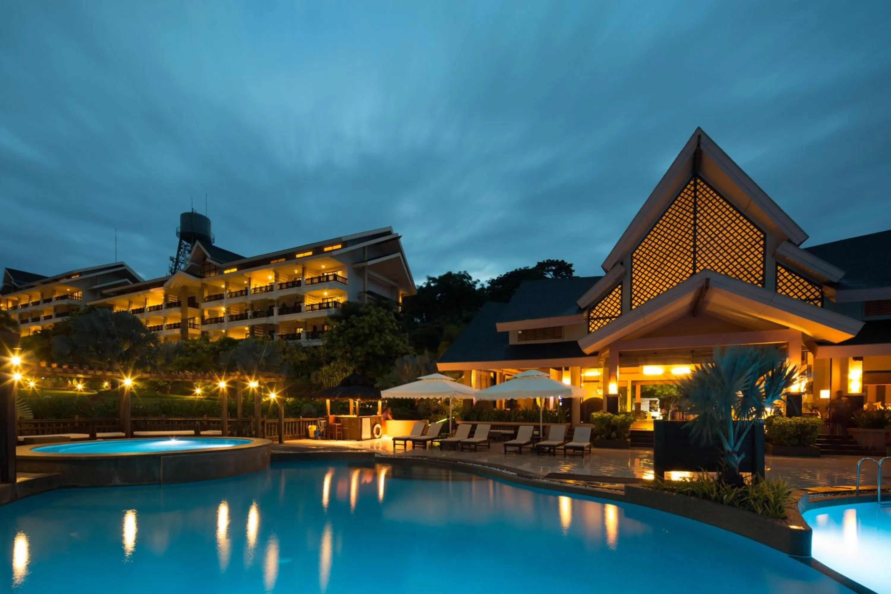Swimming pool in Alta Vista de Boracay