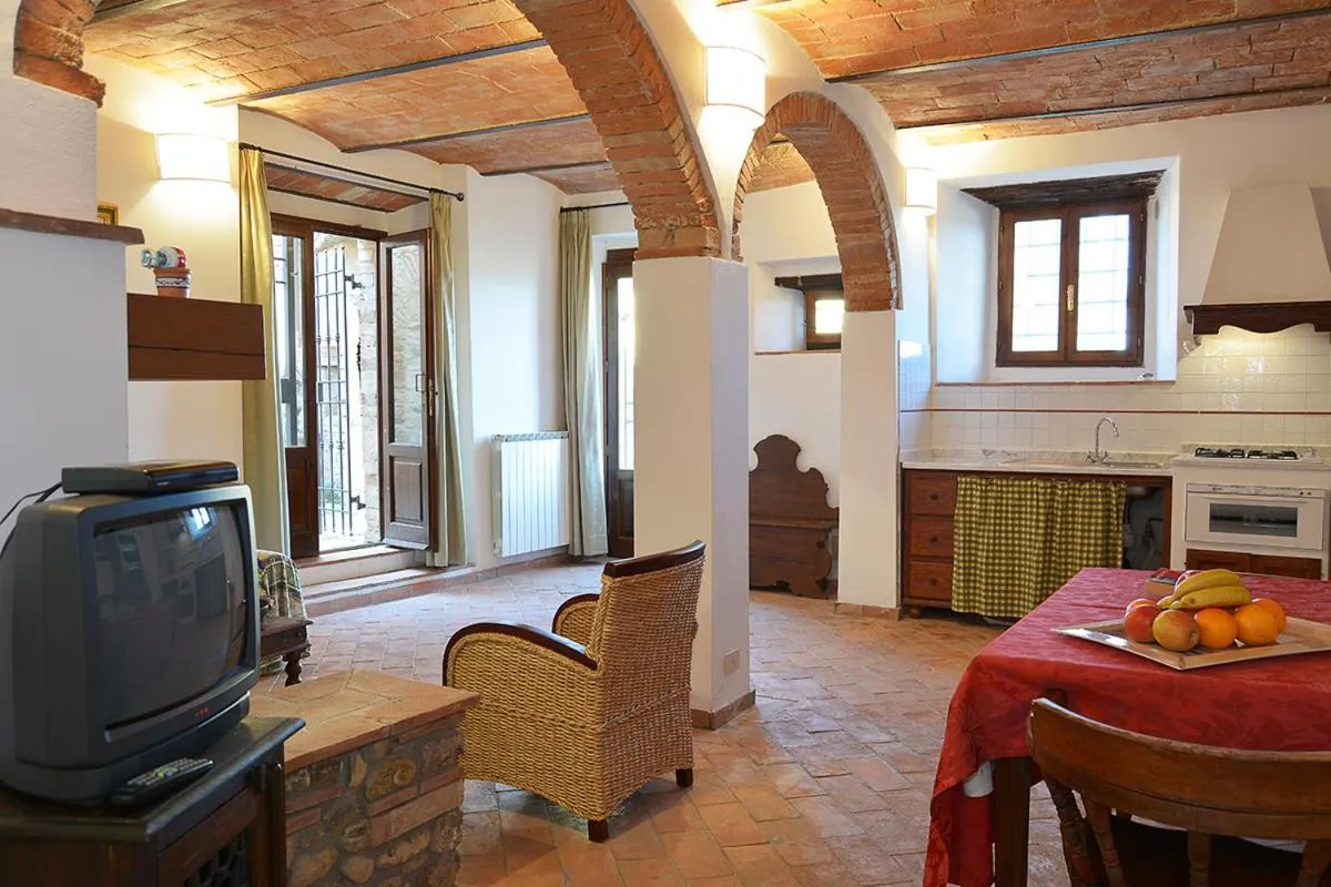 TV and multimedia in Agriturismo Torraiolo