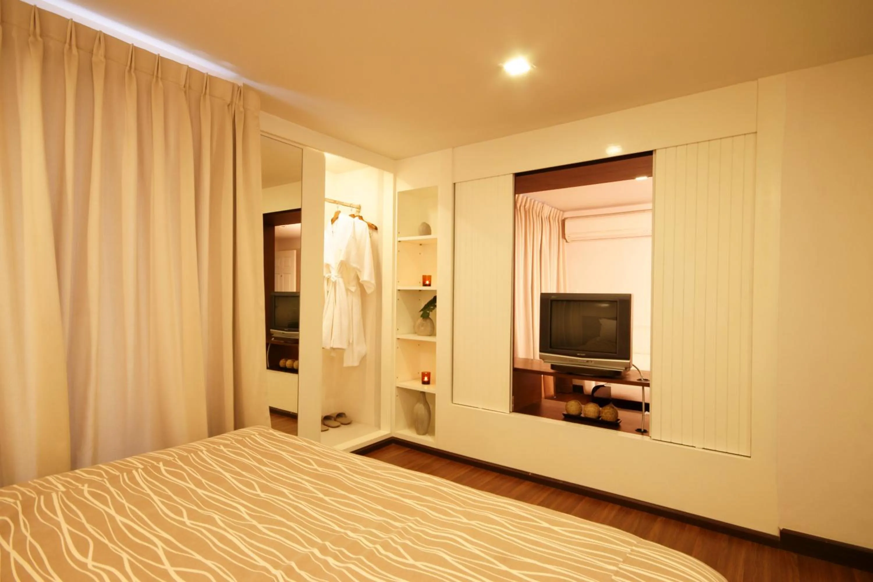 Bedroom, Bed in I Residence Hotel Sathorn
