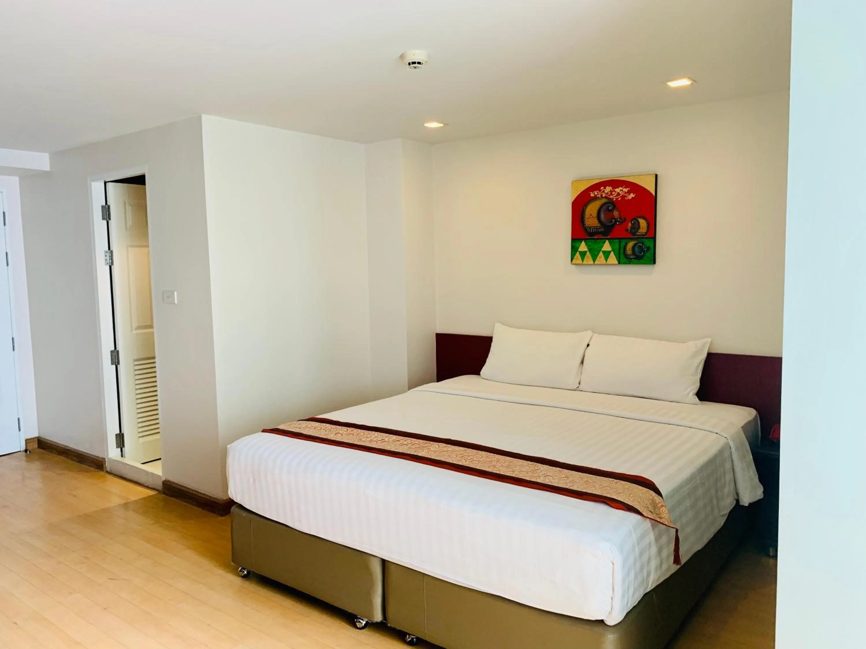 Bedroom, Bed in I Residence Hotel Sathorn