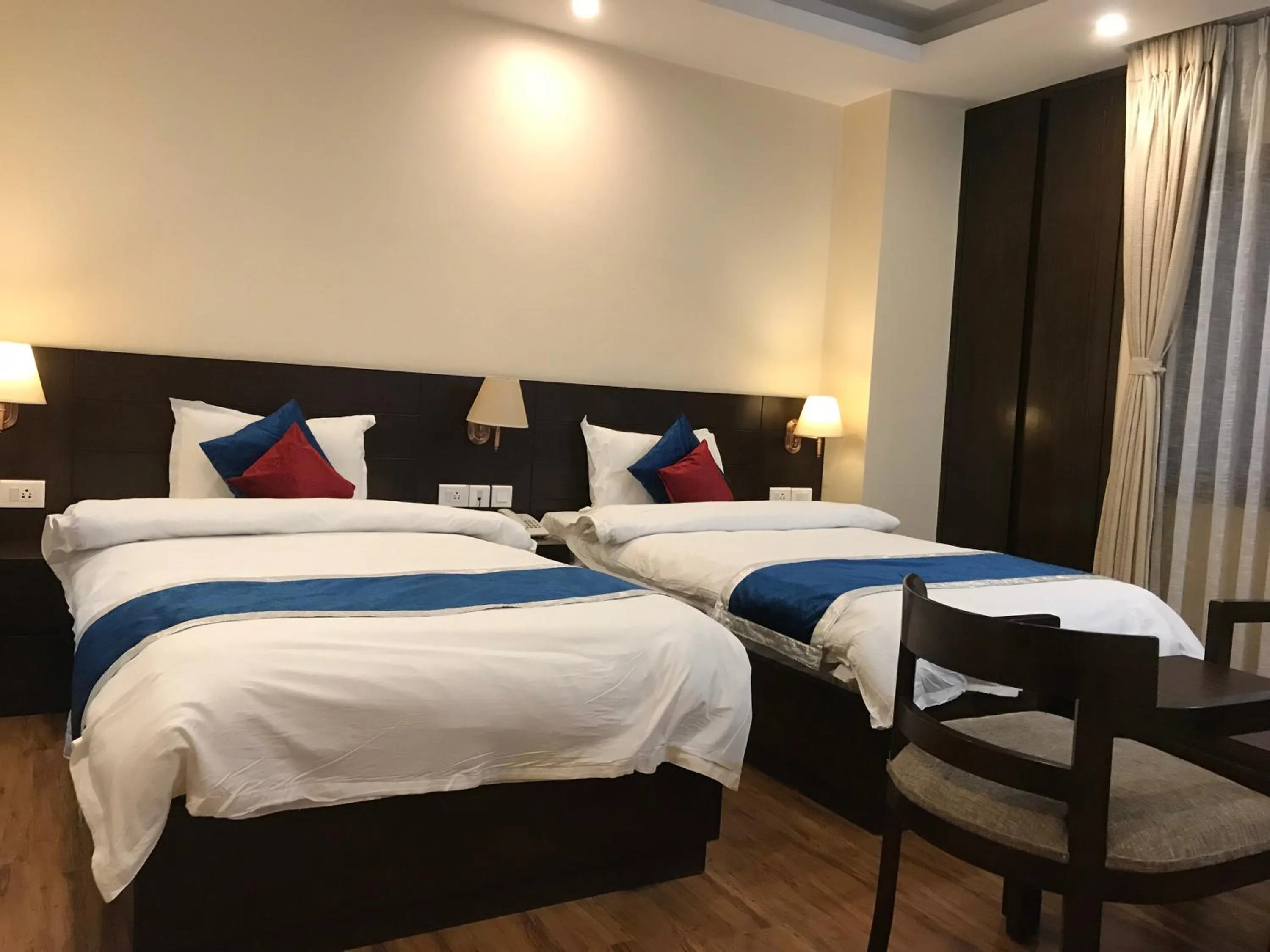 Bedroom, Bed in Kaveri Inn