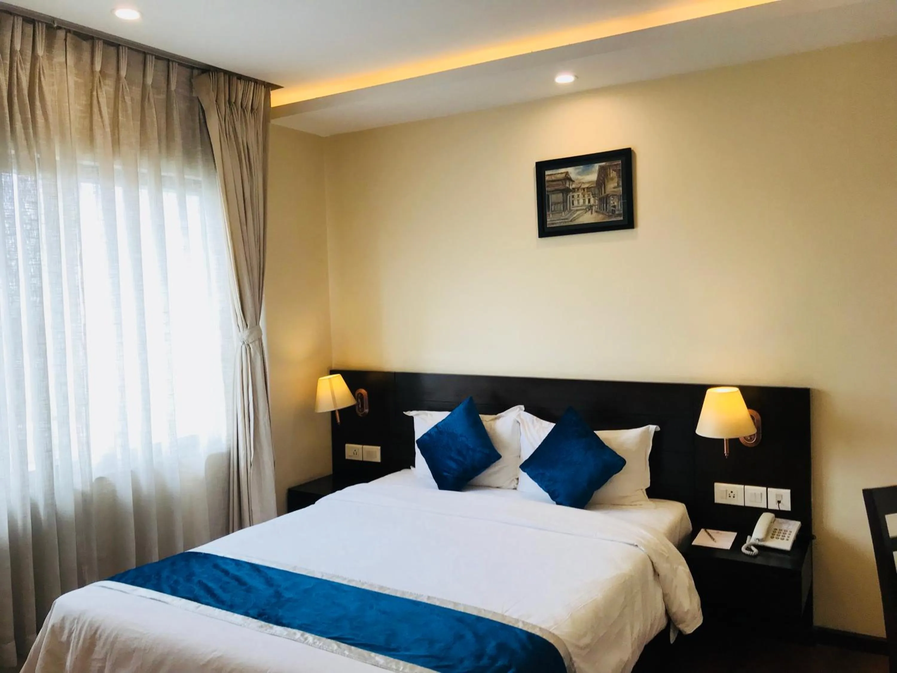 Bedroom, Bed in Kaveri Inn