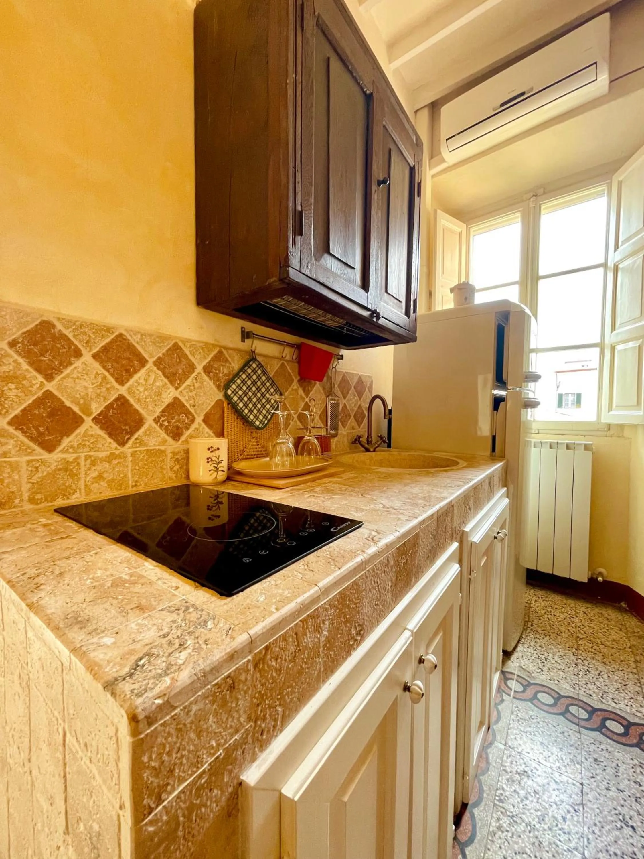 Kitchen or kitchenette in Palazzo Barbini Dimora Storica