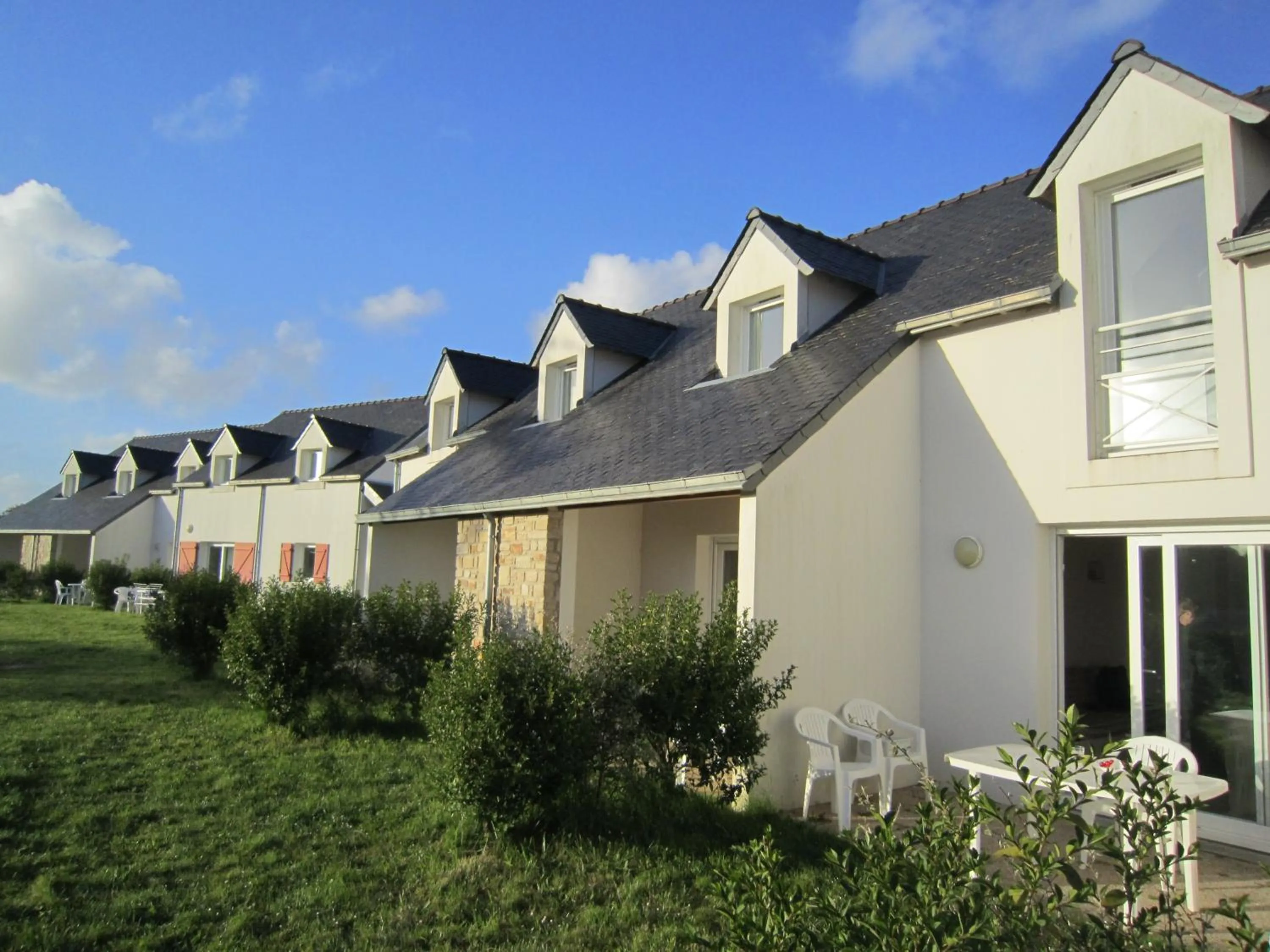 Facade/entrance in Résidence Néméa Iroise Armorique