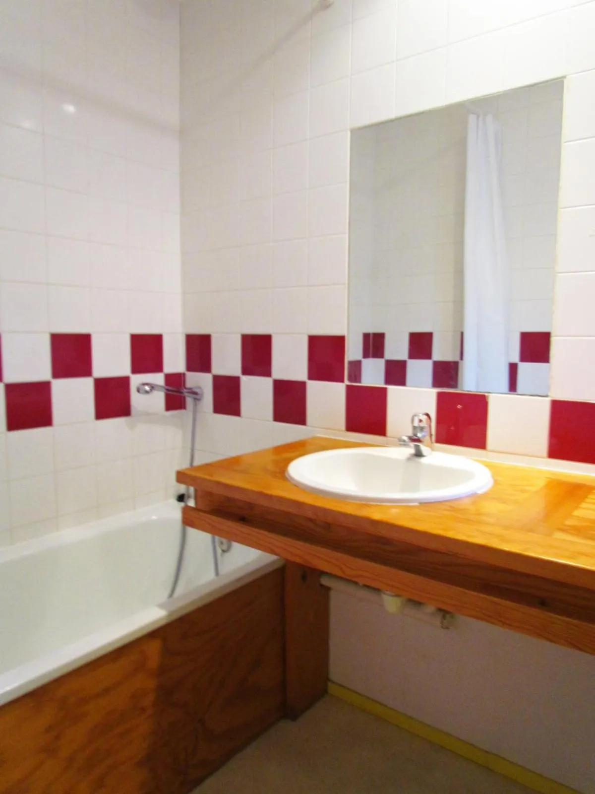 Bathroom in Résidence Néméa Les Rives de Saint Brice