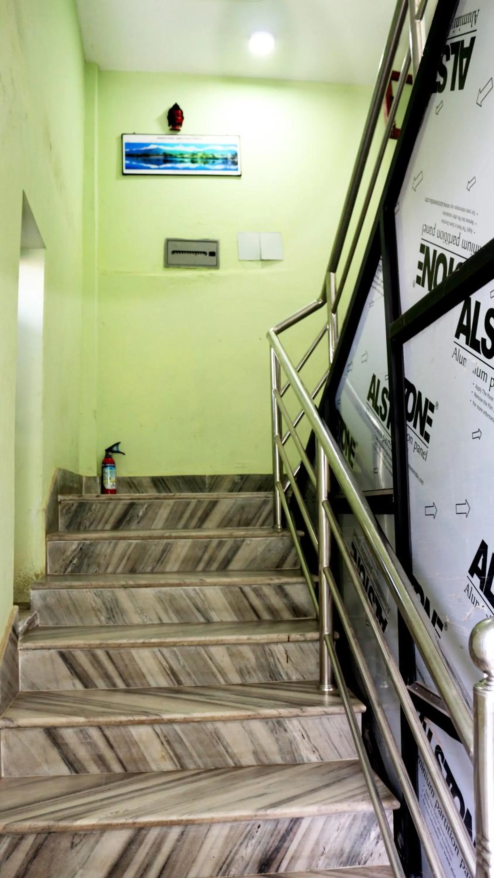 Facade/entrance in Harry Guest House & Restaurant