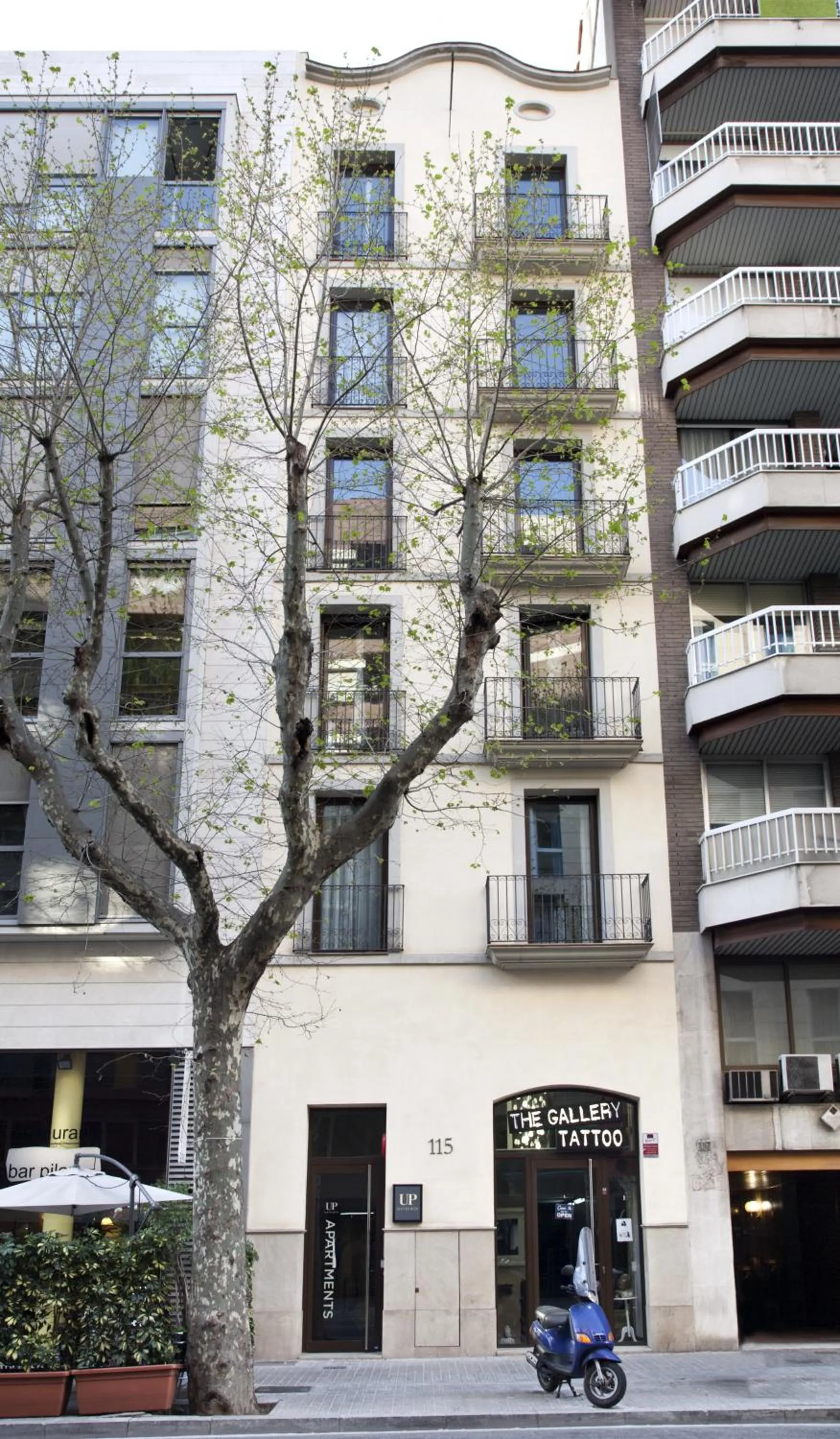 Property building in Up Suites BCN