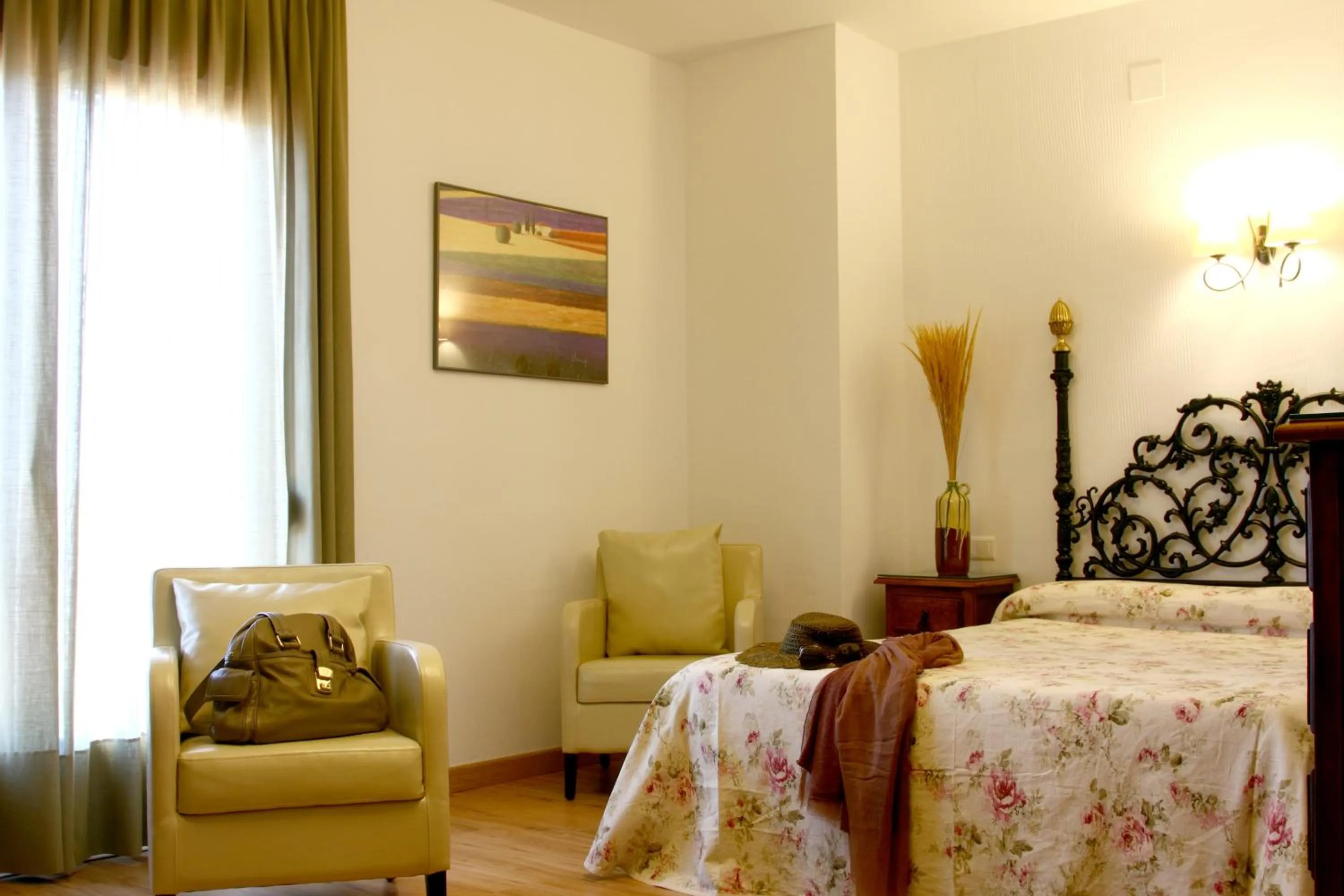 Photo of the whole room, Bed in Doña Ruidera