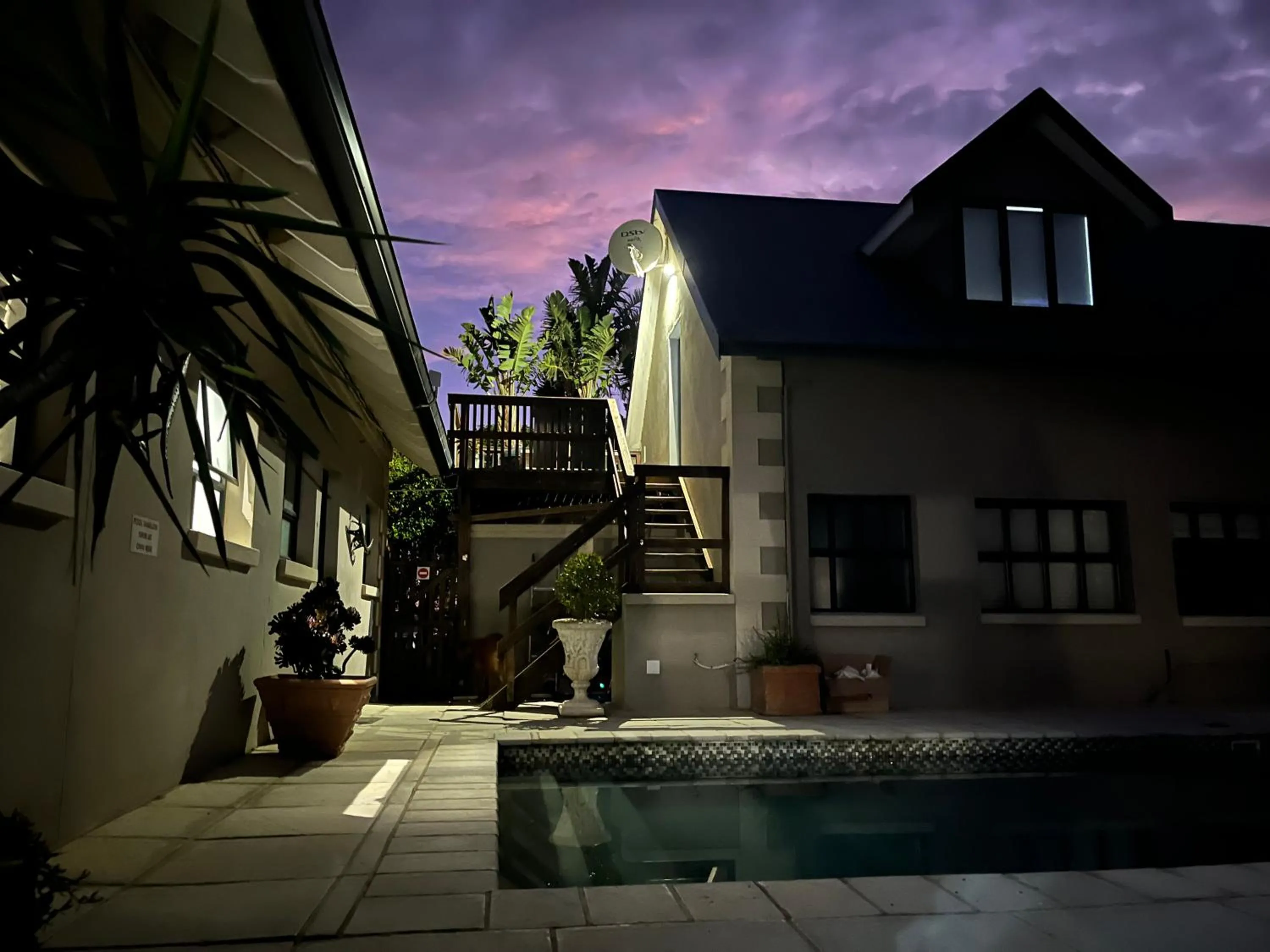 Property building in Stoneridge farm