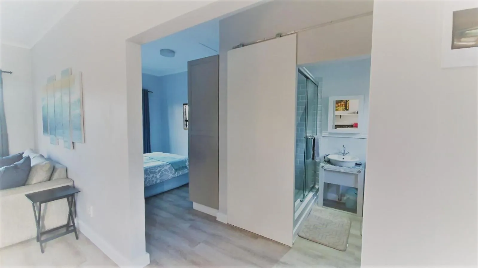 Photo of the whole room, Bed in Stoneridge farm