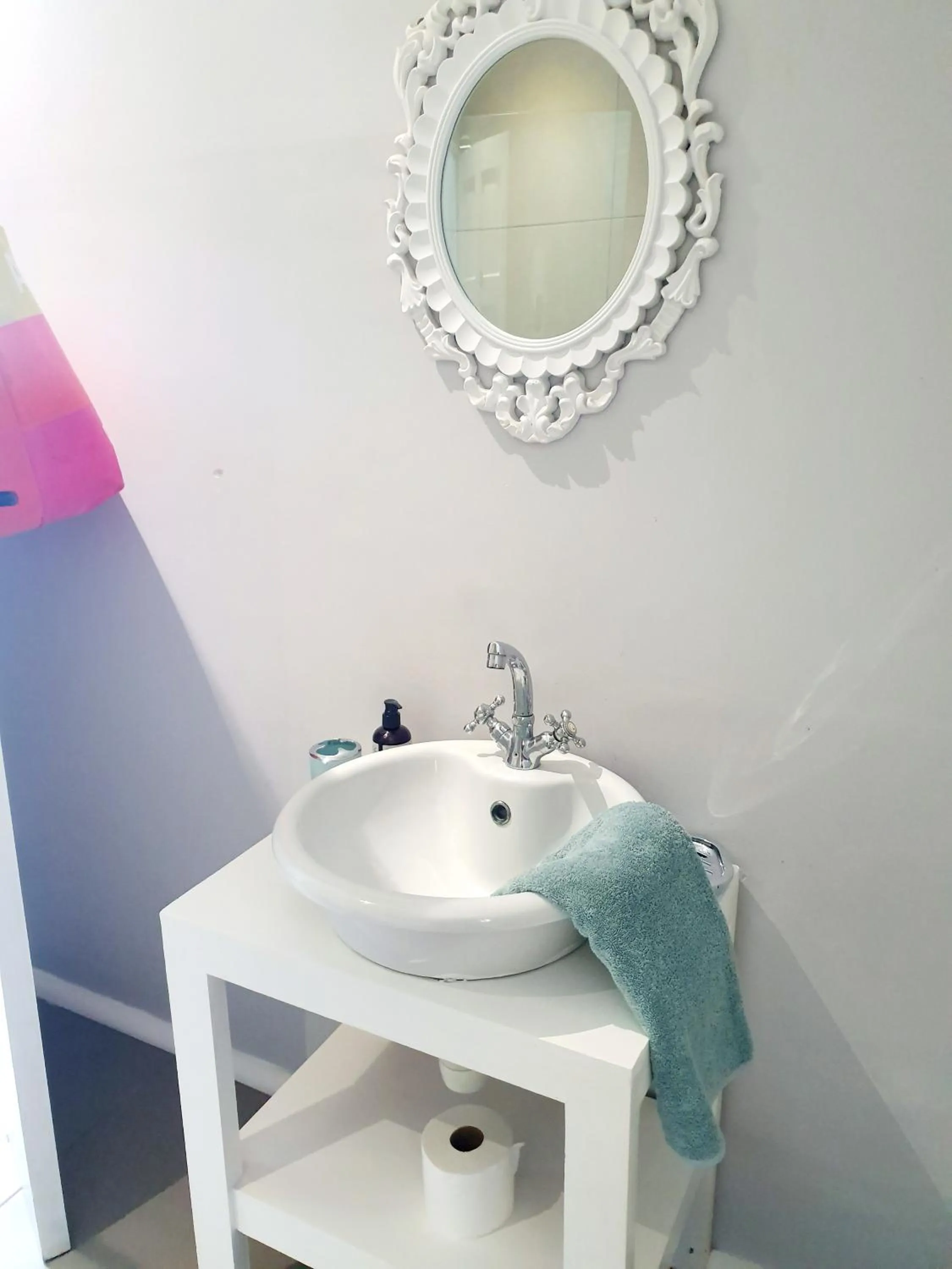 Bathroom in Stoneridge farm