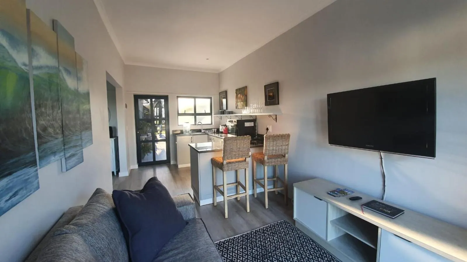 Coffee/tea facilities in Stoneridge farm