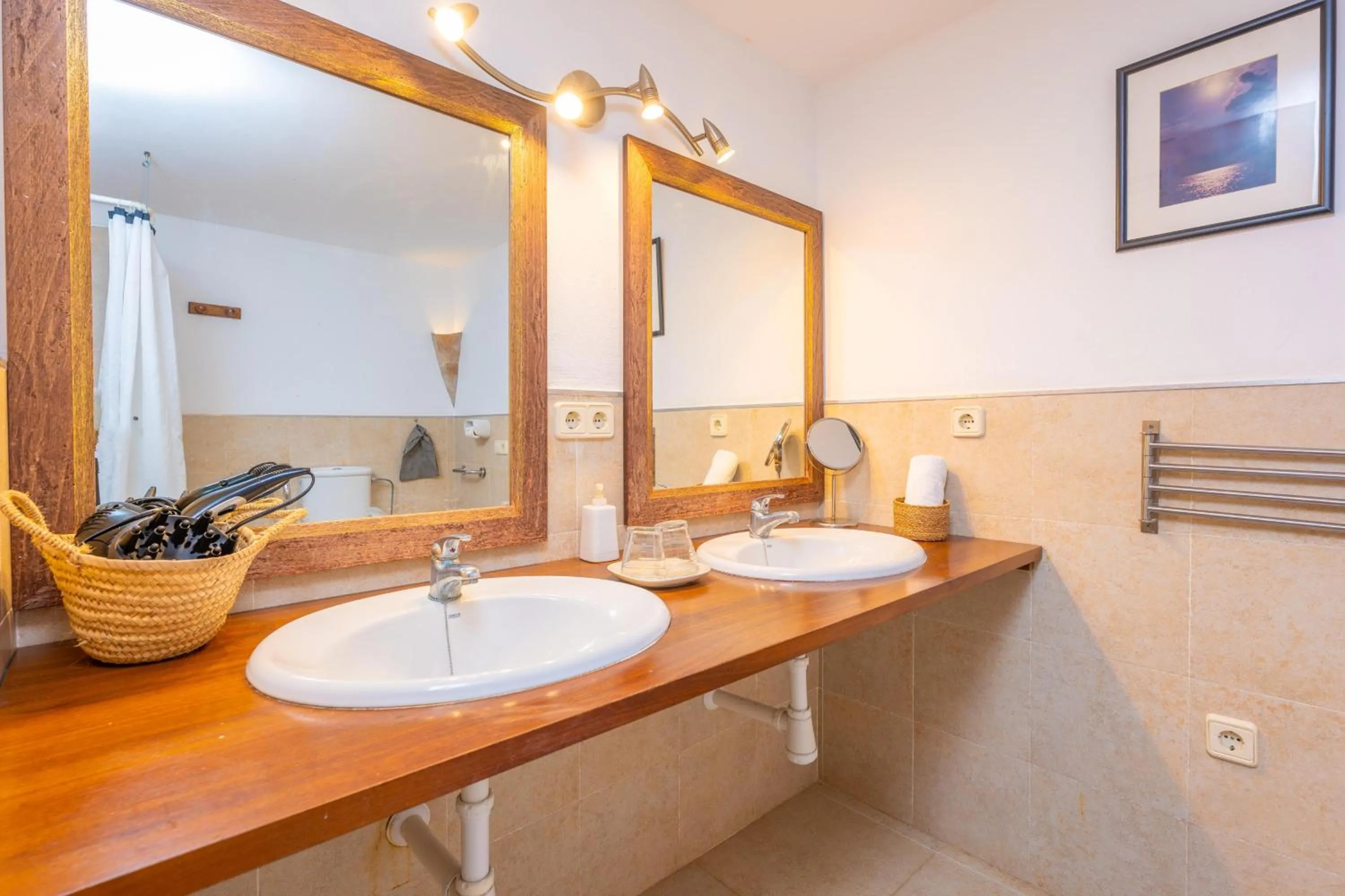 Bathroom in Agroturismo Mondrago -Antic Na Martina-
