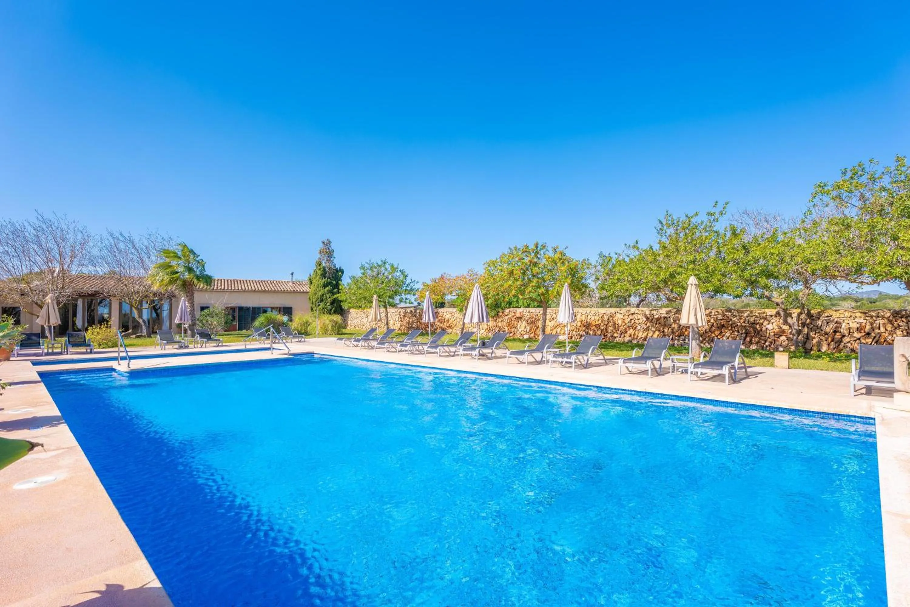 Swimming pool in Agroturismo Mondrago -Antic Na Martina-