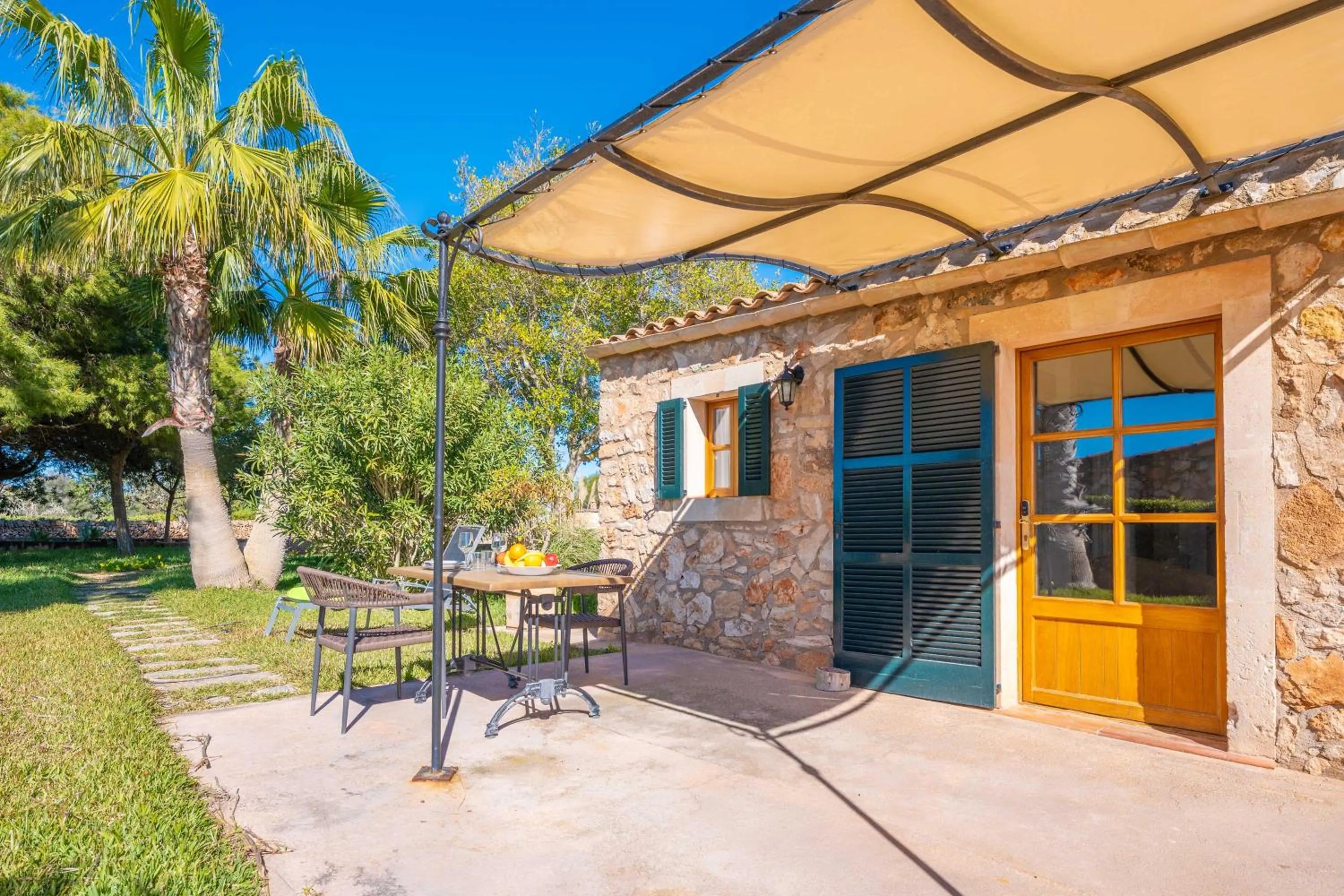 Balcony/Terrace in Agroturismo Mondrago -Antic Na Martina-