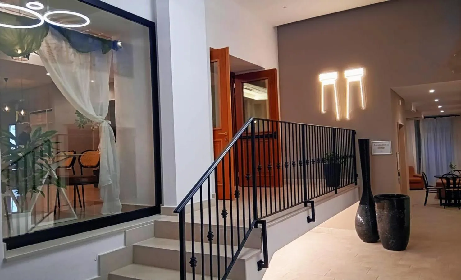 Restaurant/places to eat in Hotel Colonne