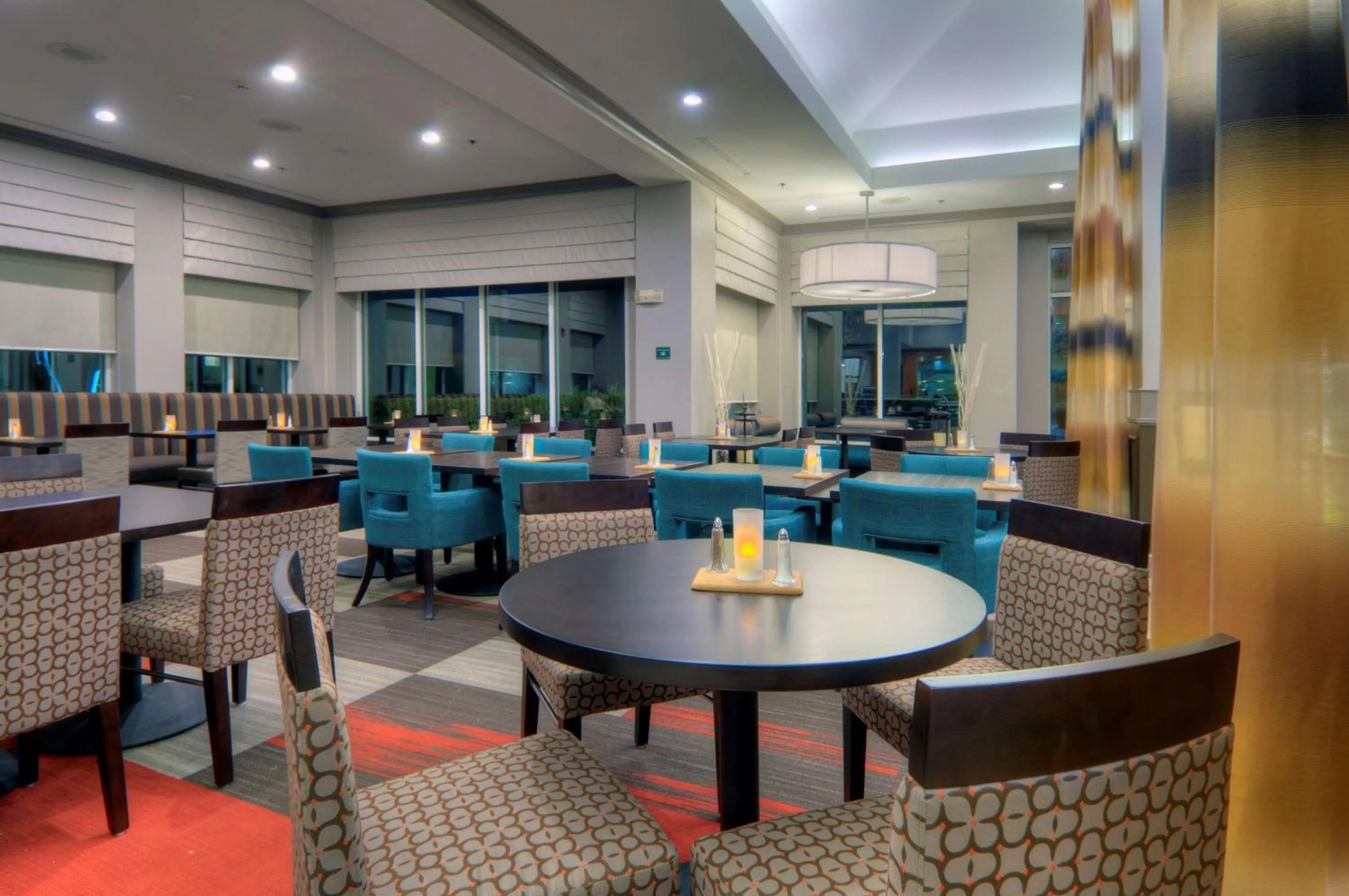 Lounge or bar in Hilton Garden Inn Livermore