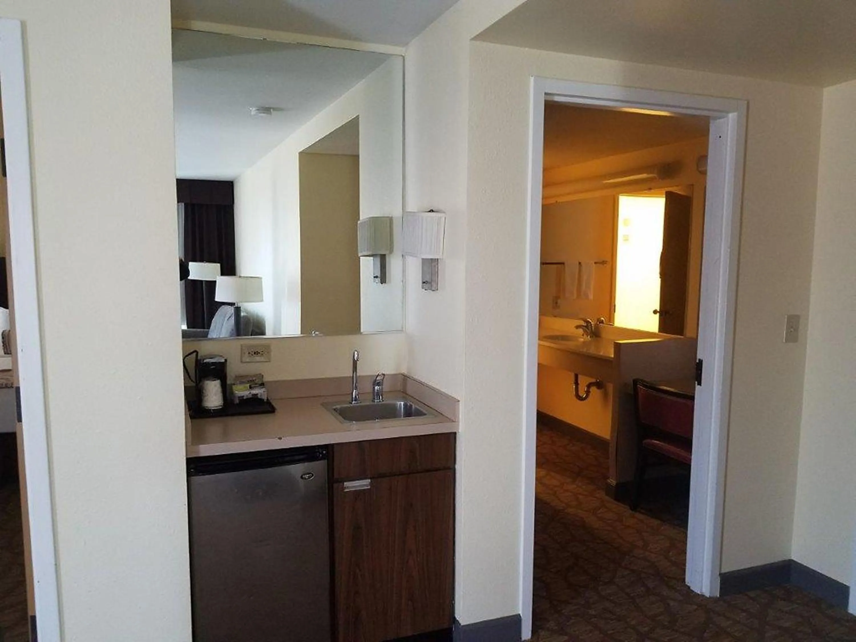 Bathroom in Airtel Plaza Hotel