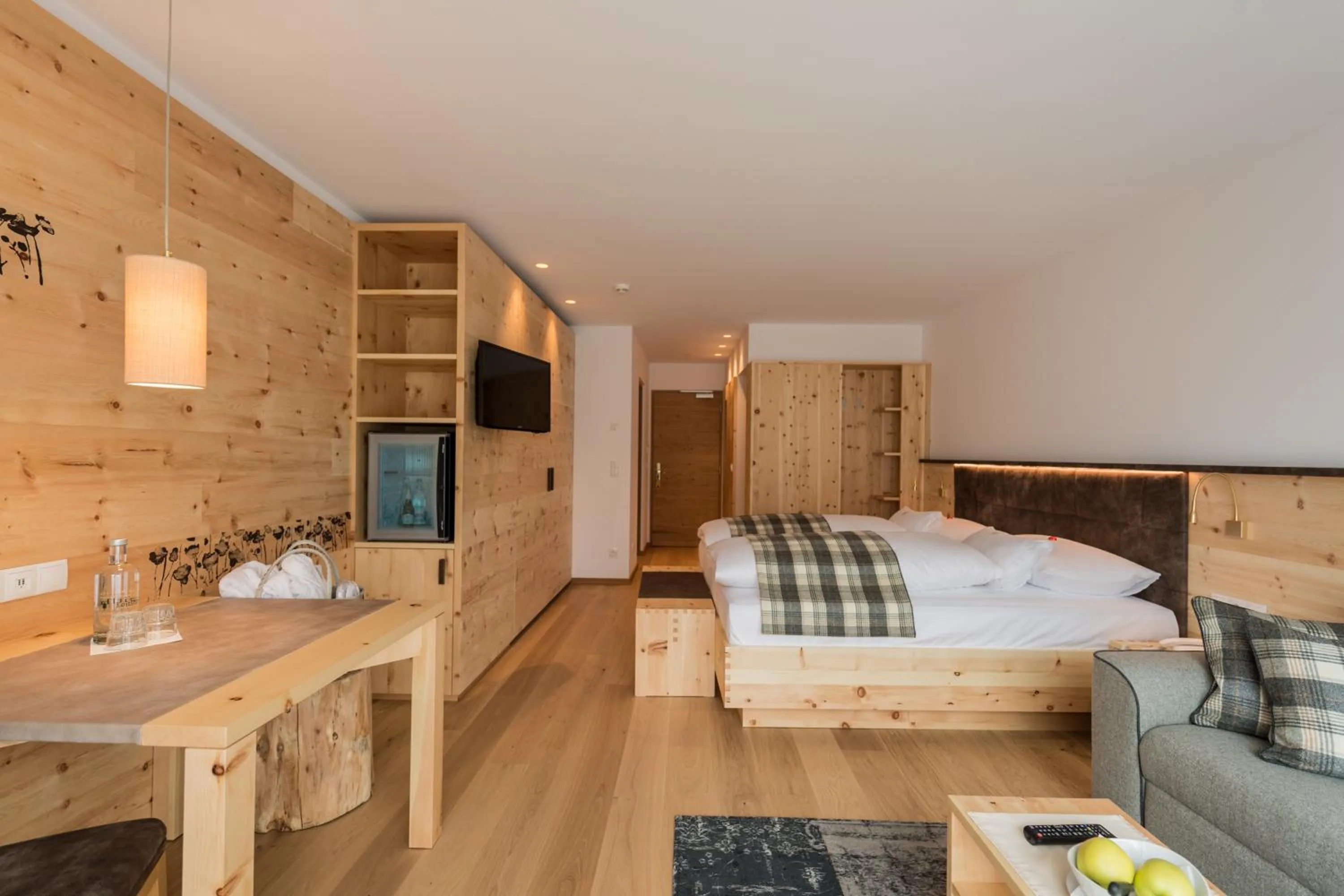 Photo of the whole room, Bed in Naturhotel Leitlhof