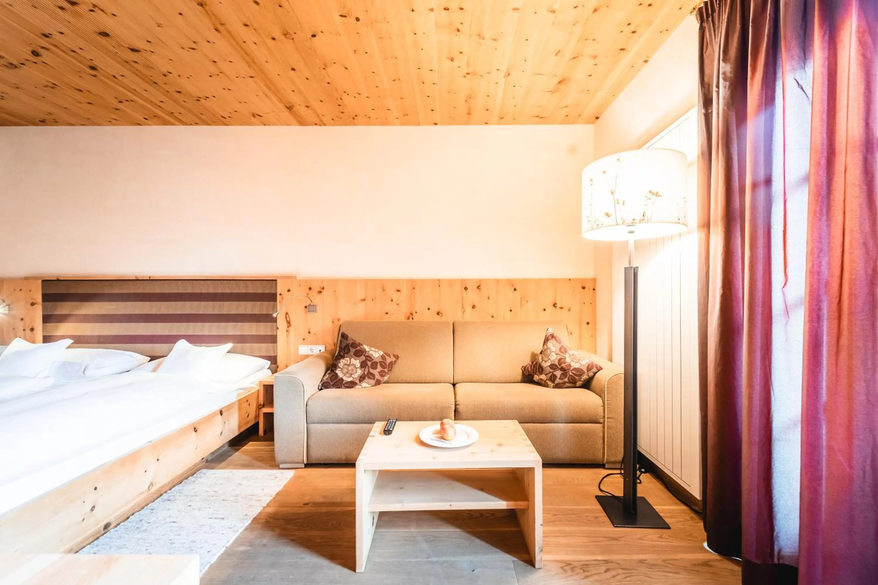 Photo of the whole room, Bed in Naturhotel Leitlhof