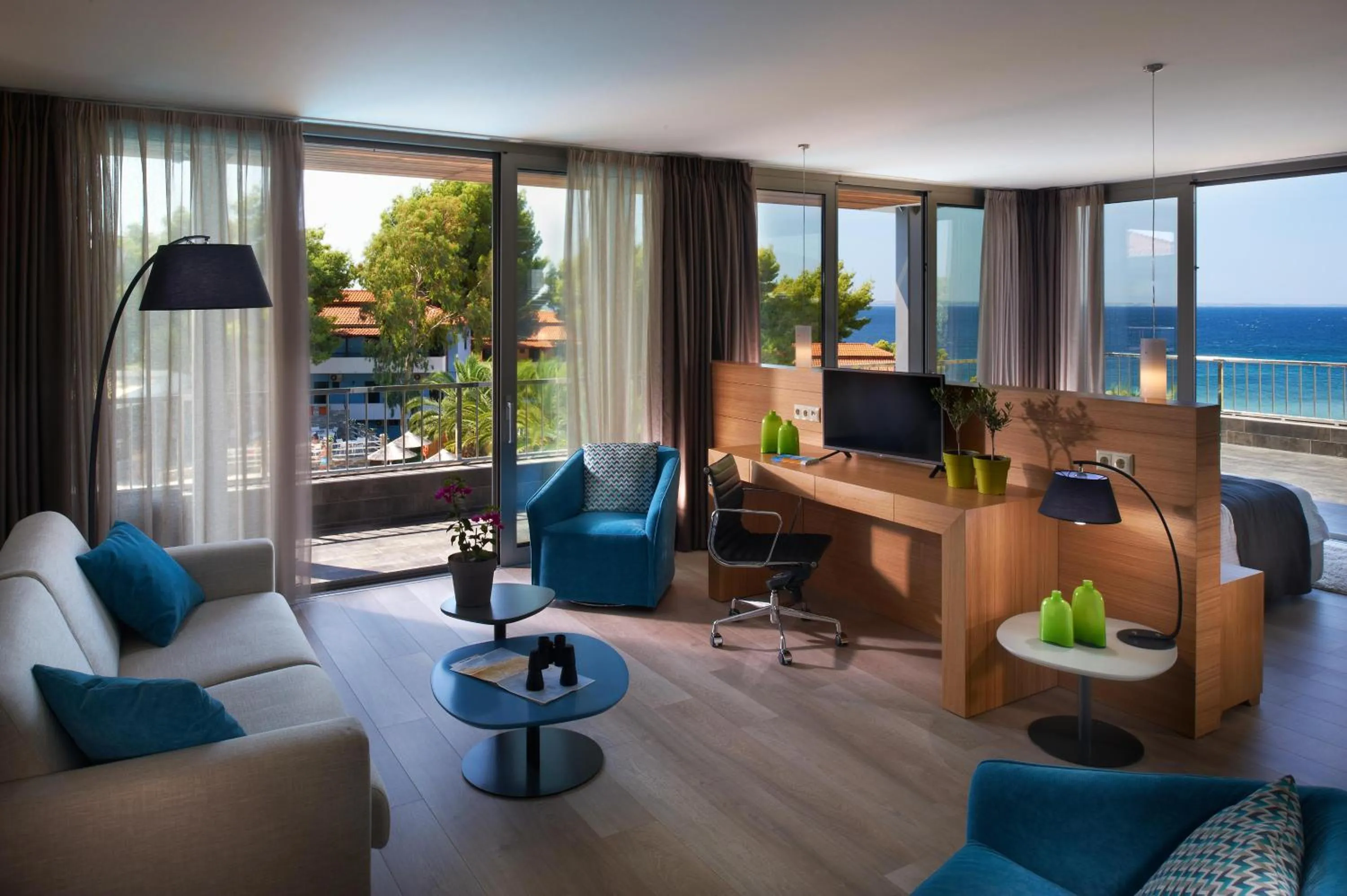 Photo of the whole room in Blue Dolphin Hotel