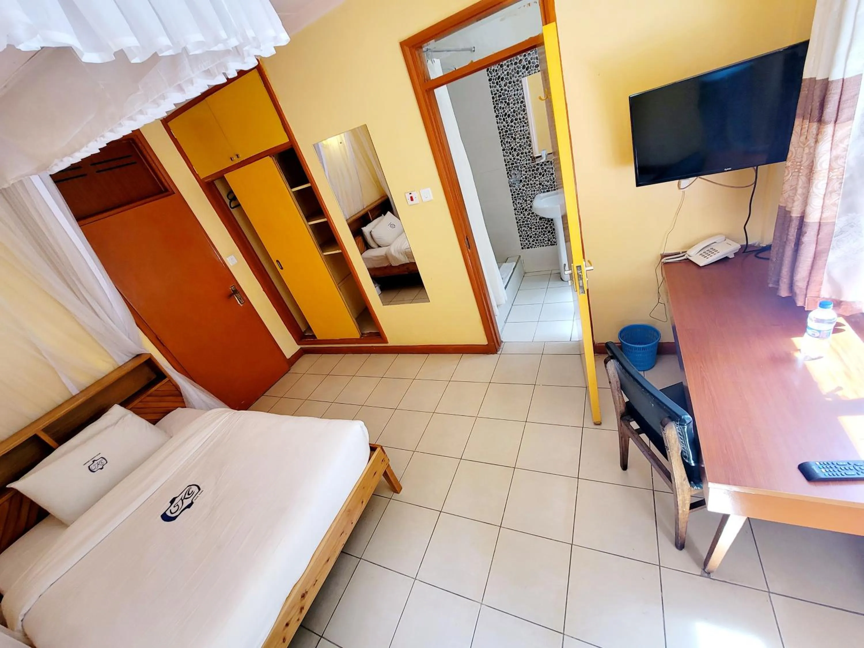 Bed in United Kenya Club