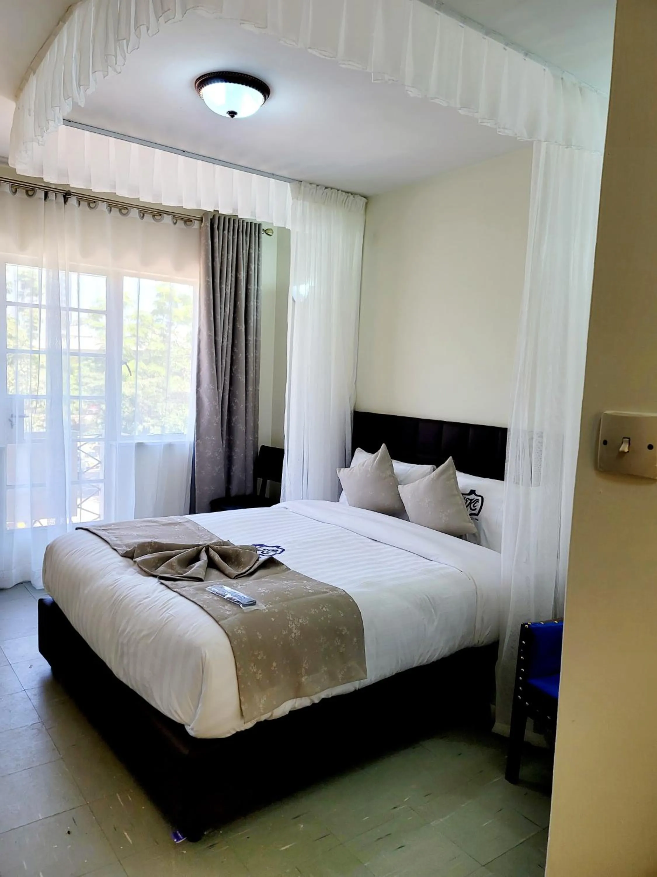 Bed in United Kenya Club