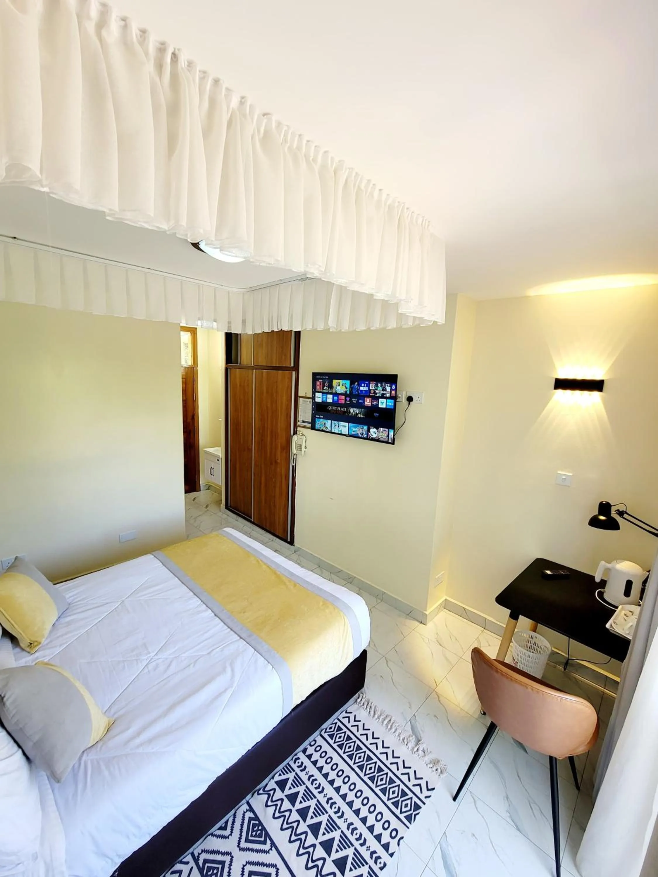 Bed in United Kenya Club