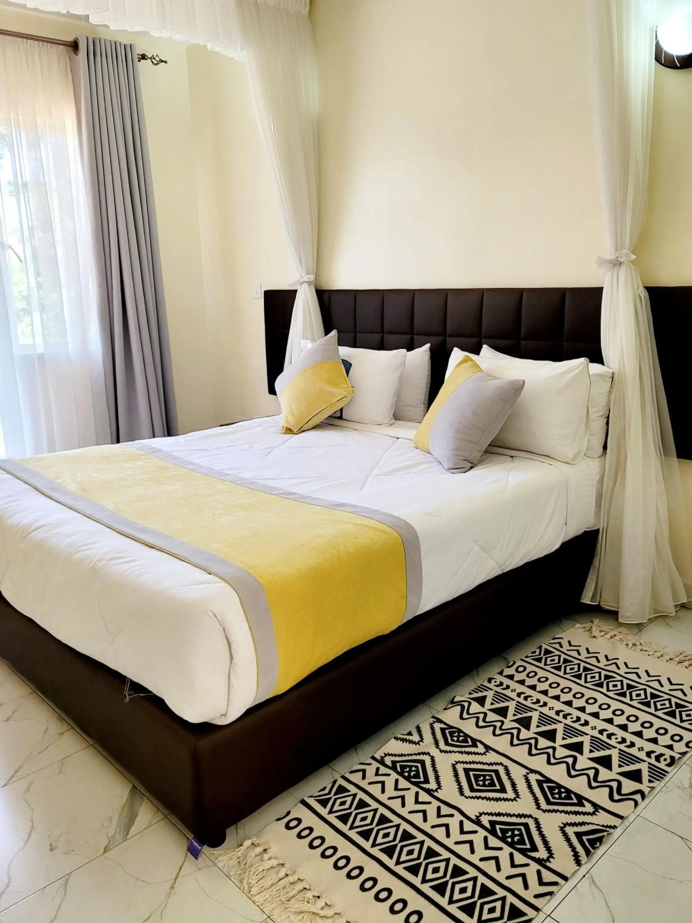 Bed in United Kenya Club