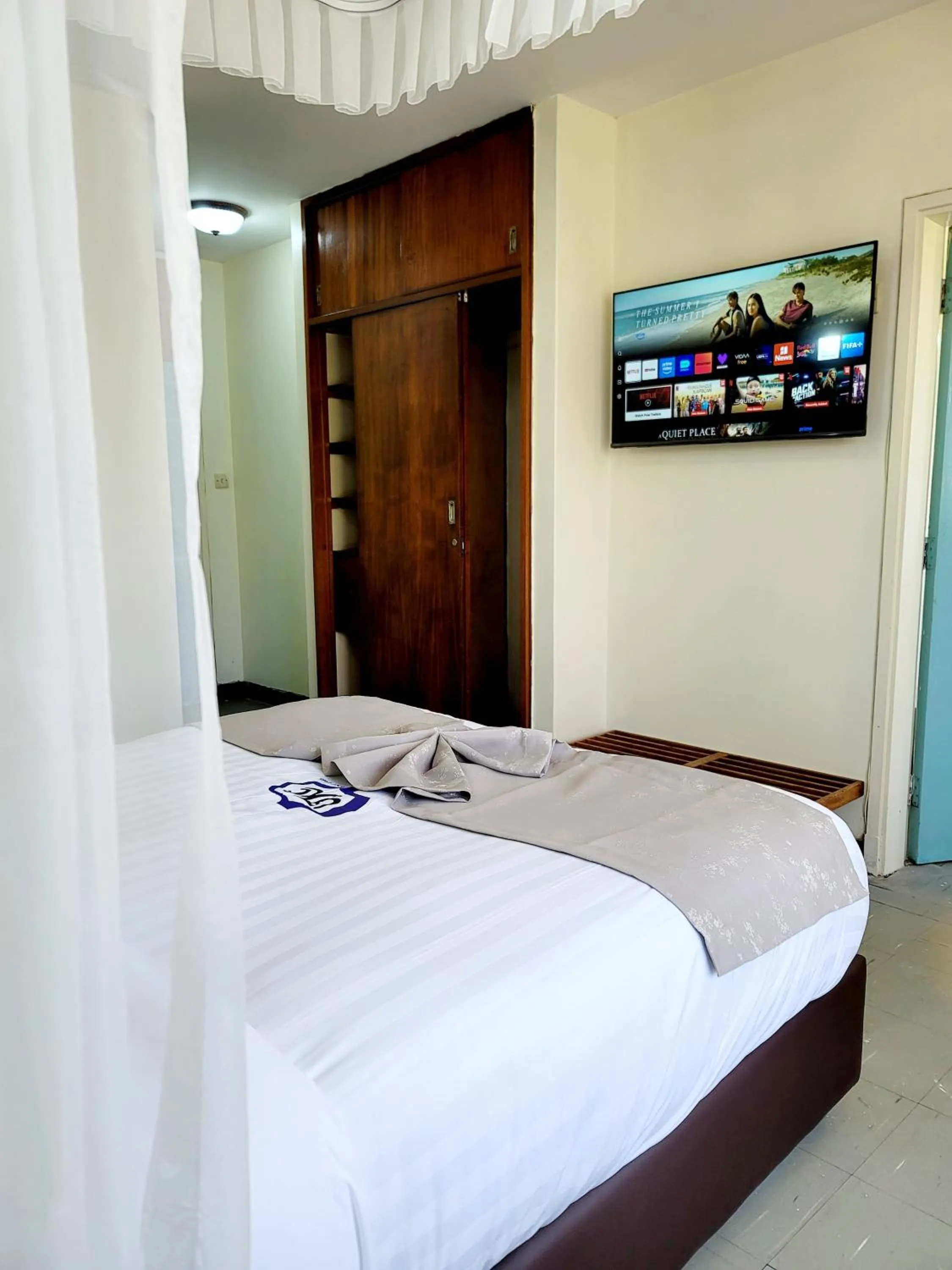 Bed in United Kenya Club