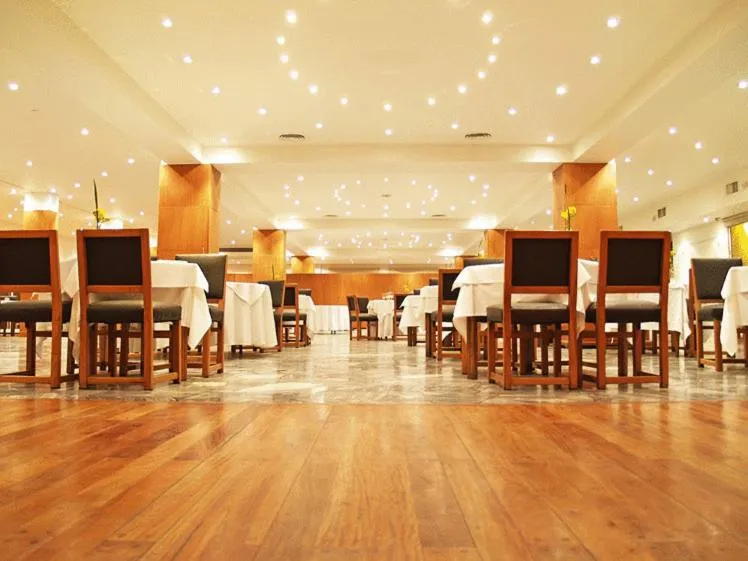 Restaurant/places to eat in Gran Hotel Provincial
