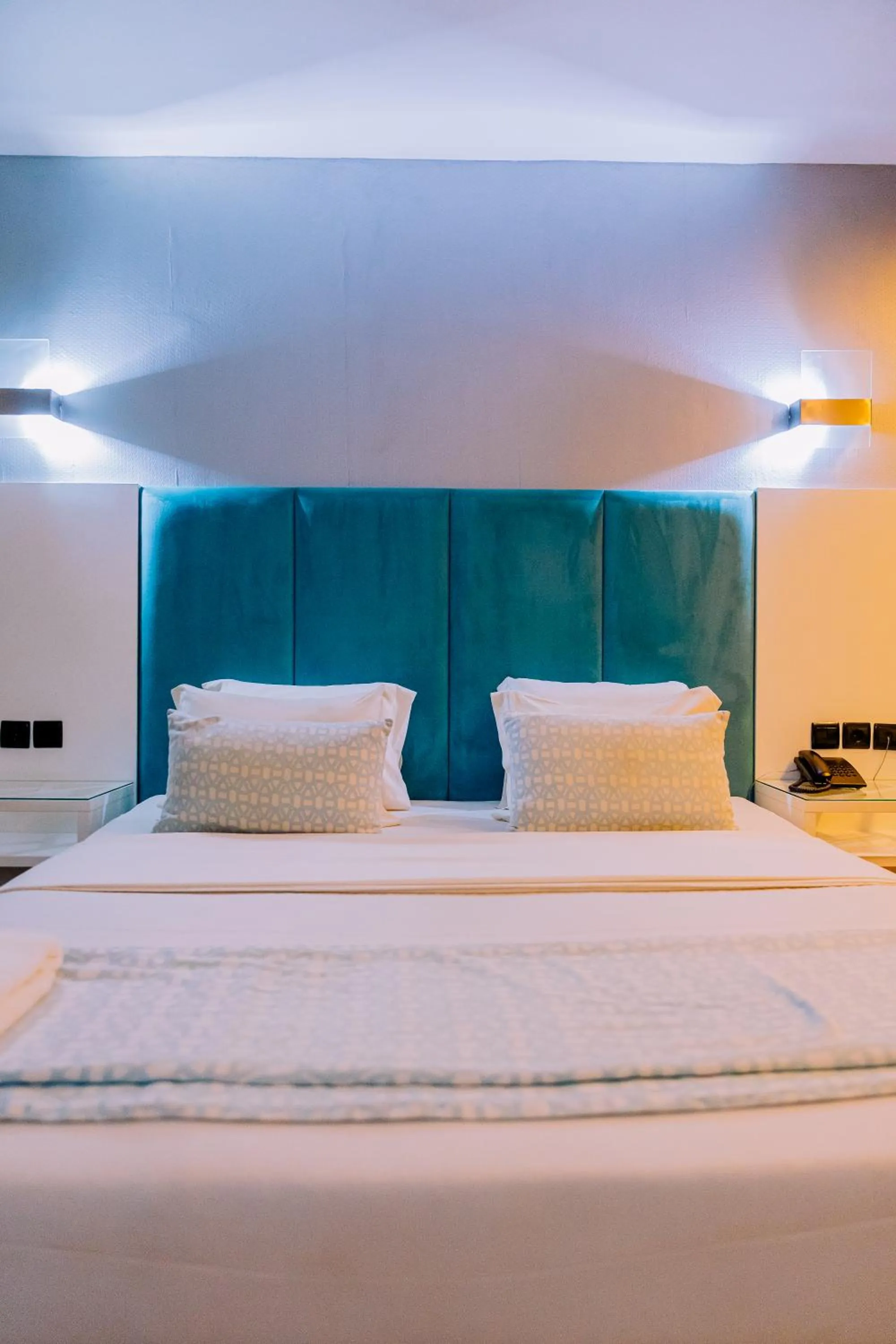 Bed in Beira Terrace Hotel