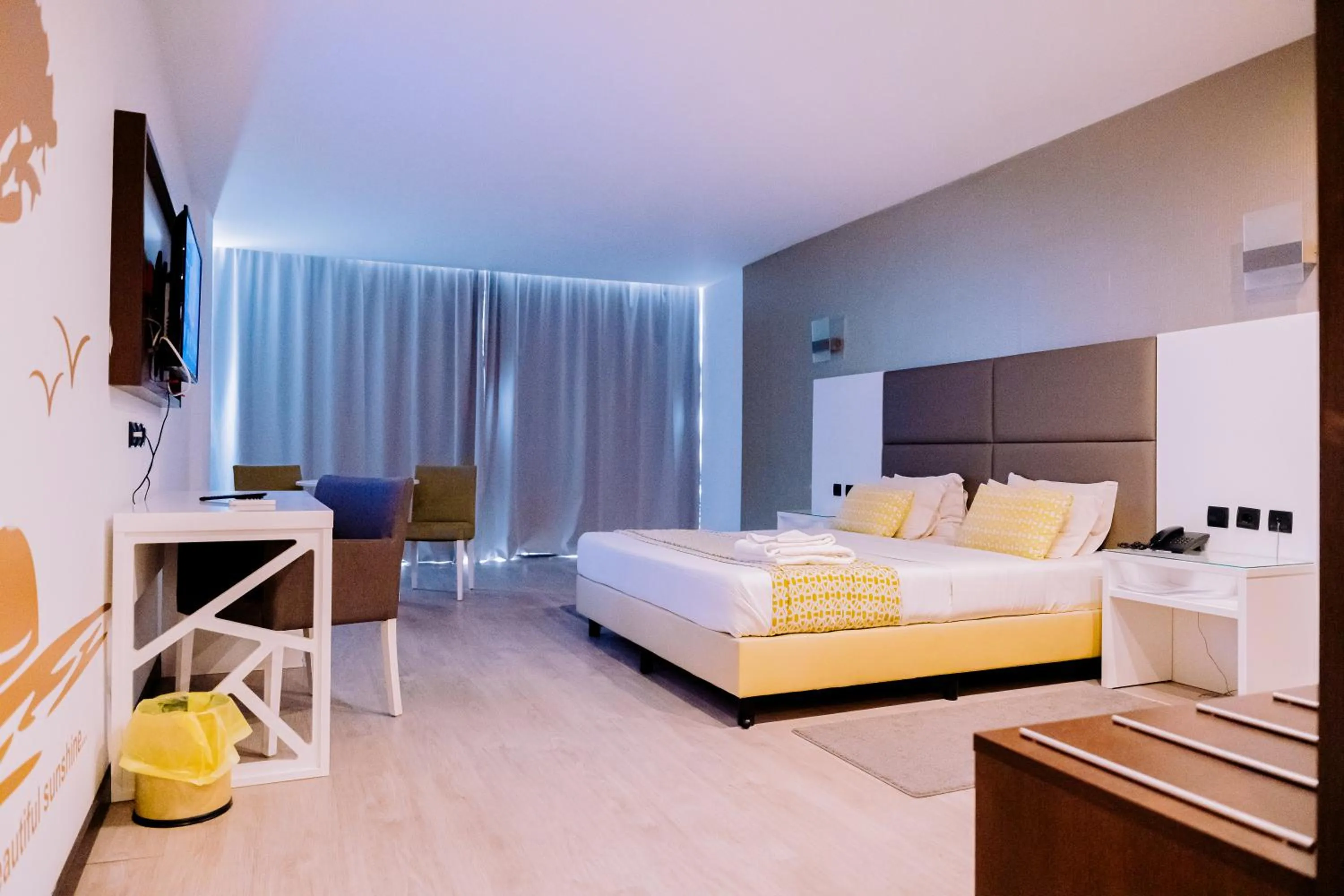 Bed in Beira Terrace Hotel